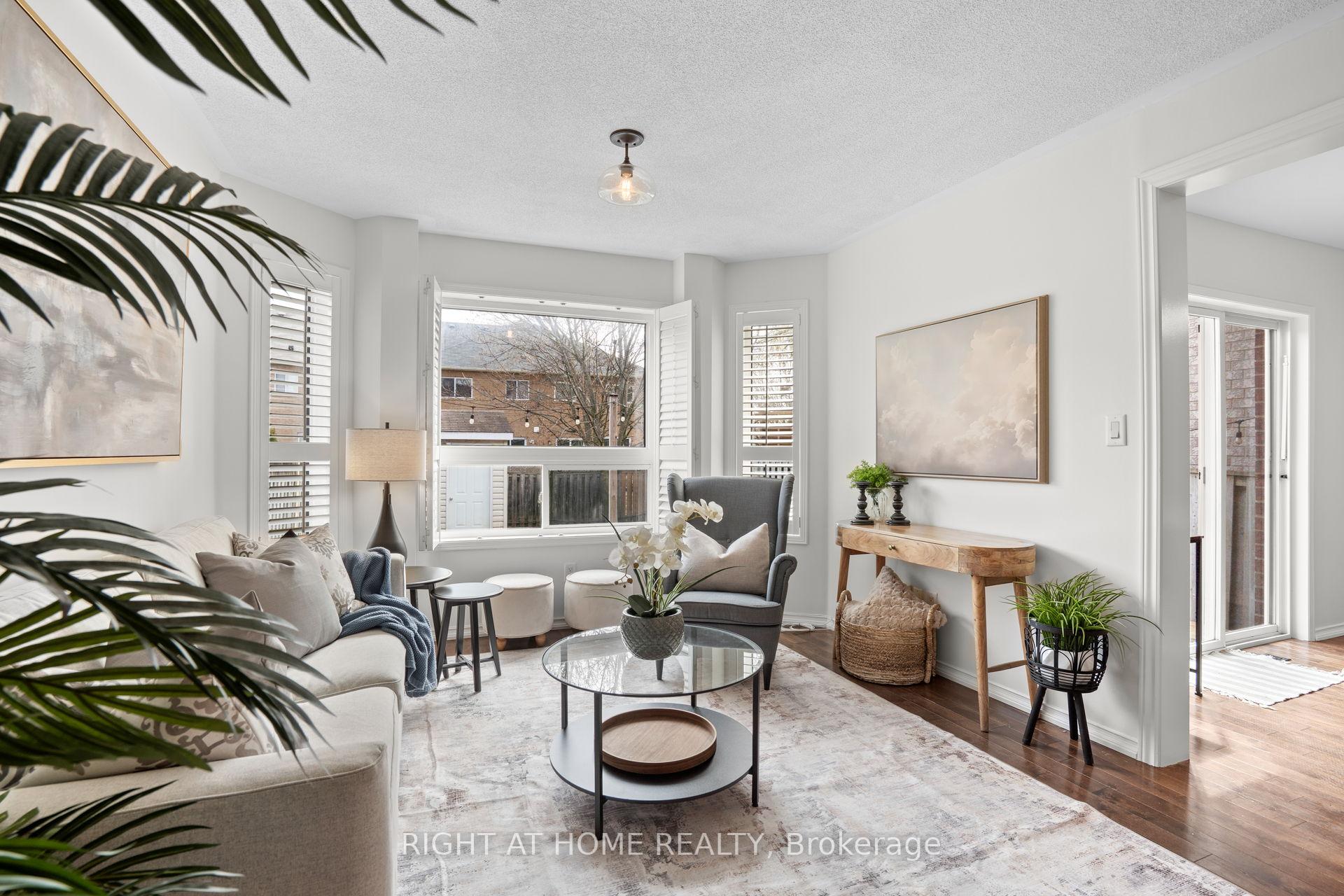 Photo 9 of 107 St Thomas Street, Whitby, Brooklin — HOMEH