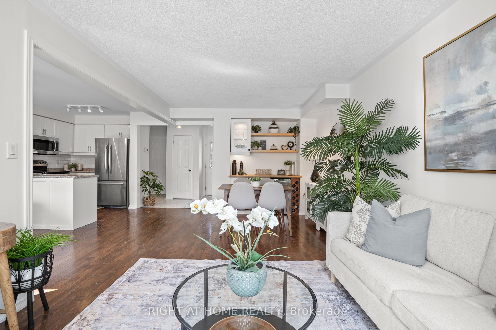 Photo 10 of 107 St Thomas Street, Whitby, Brooklin — HOMEH