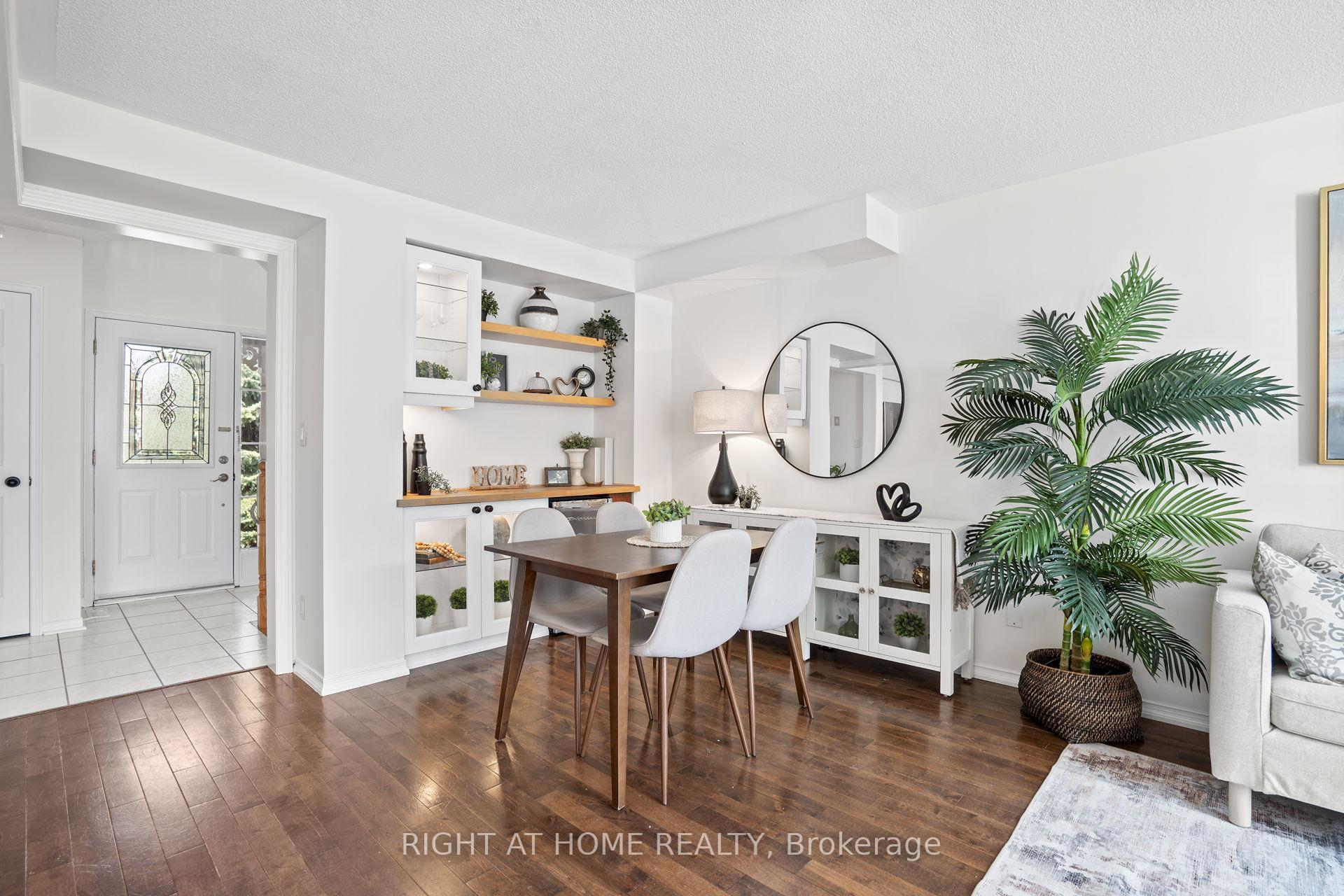 Photo 11 of 107 St Thomas Street, Whitby, Brooklin — HOMEH