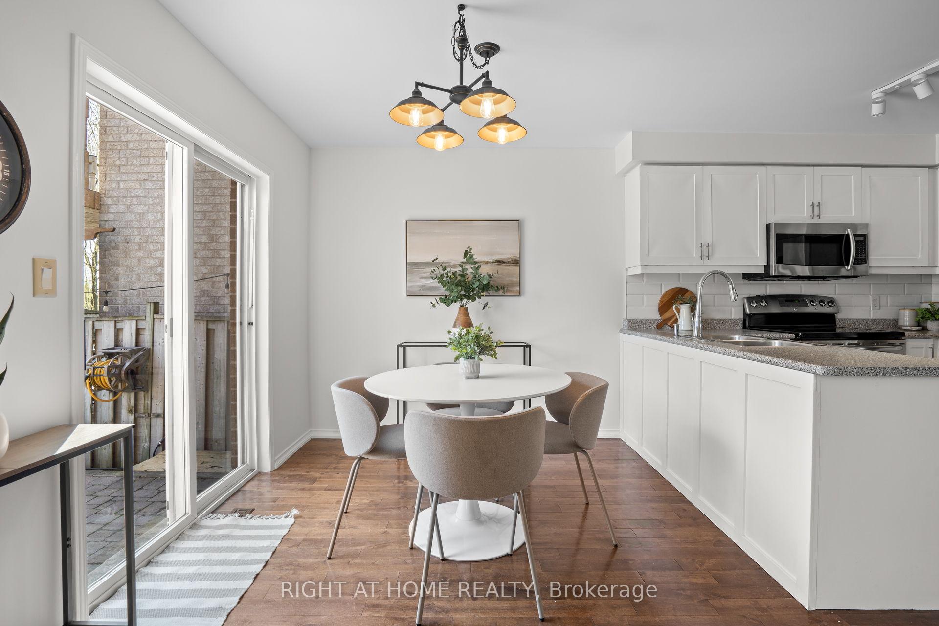 Photo 18 of 107 St Thomas Street, Whitby, Brooklin — HOMEH