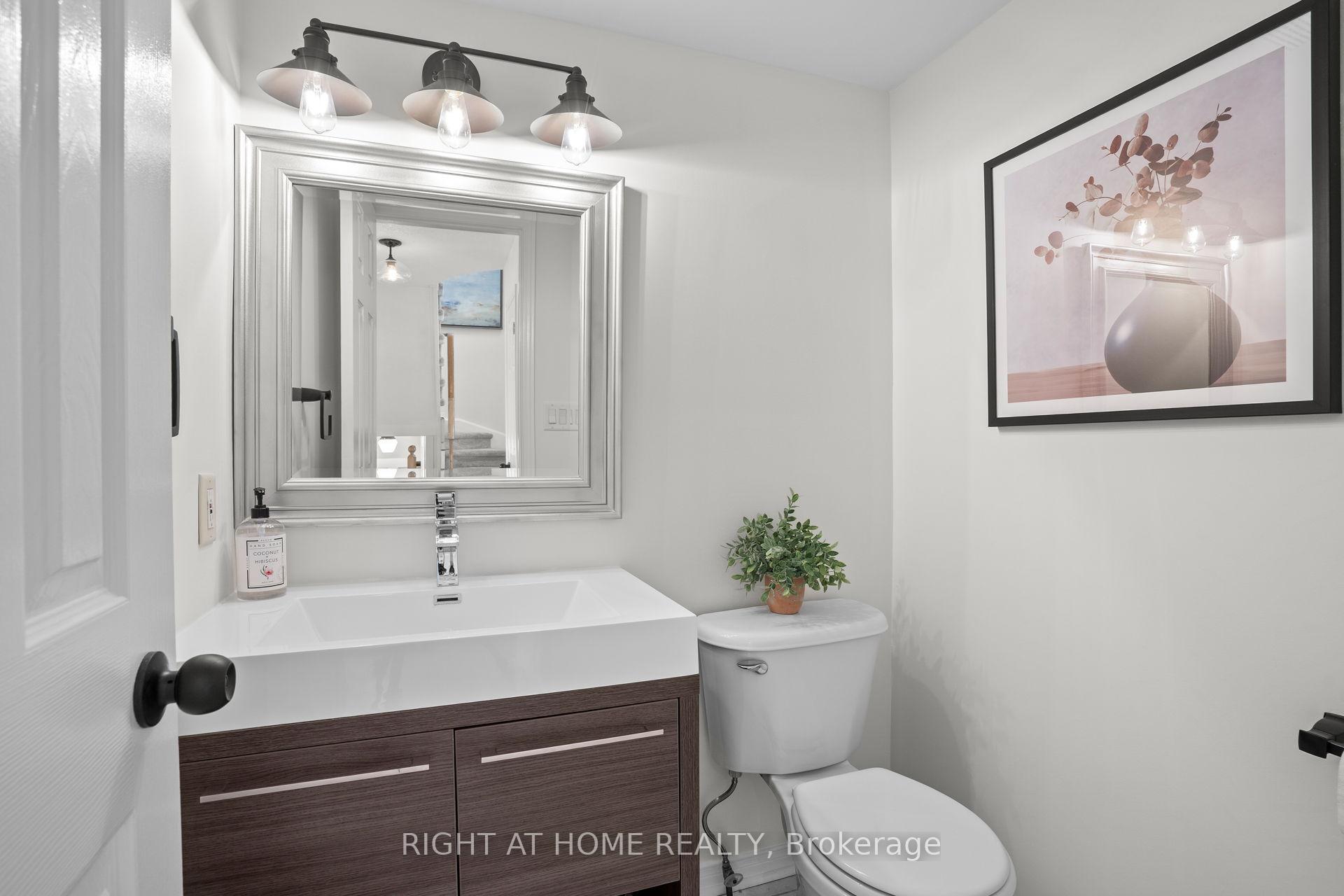 Photo 20 of 107 St Thomas Street, Whitby, Brooklin — HOMEH