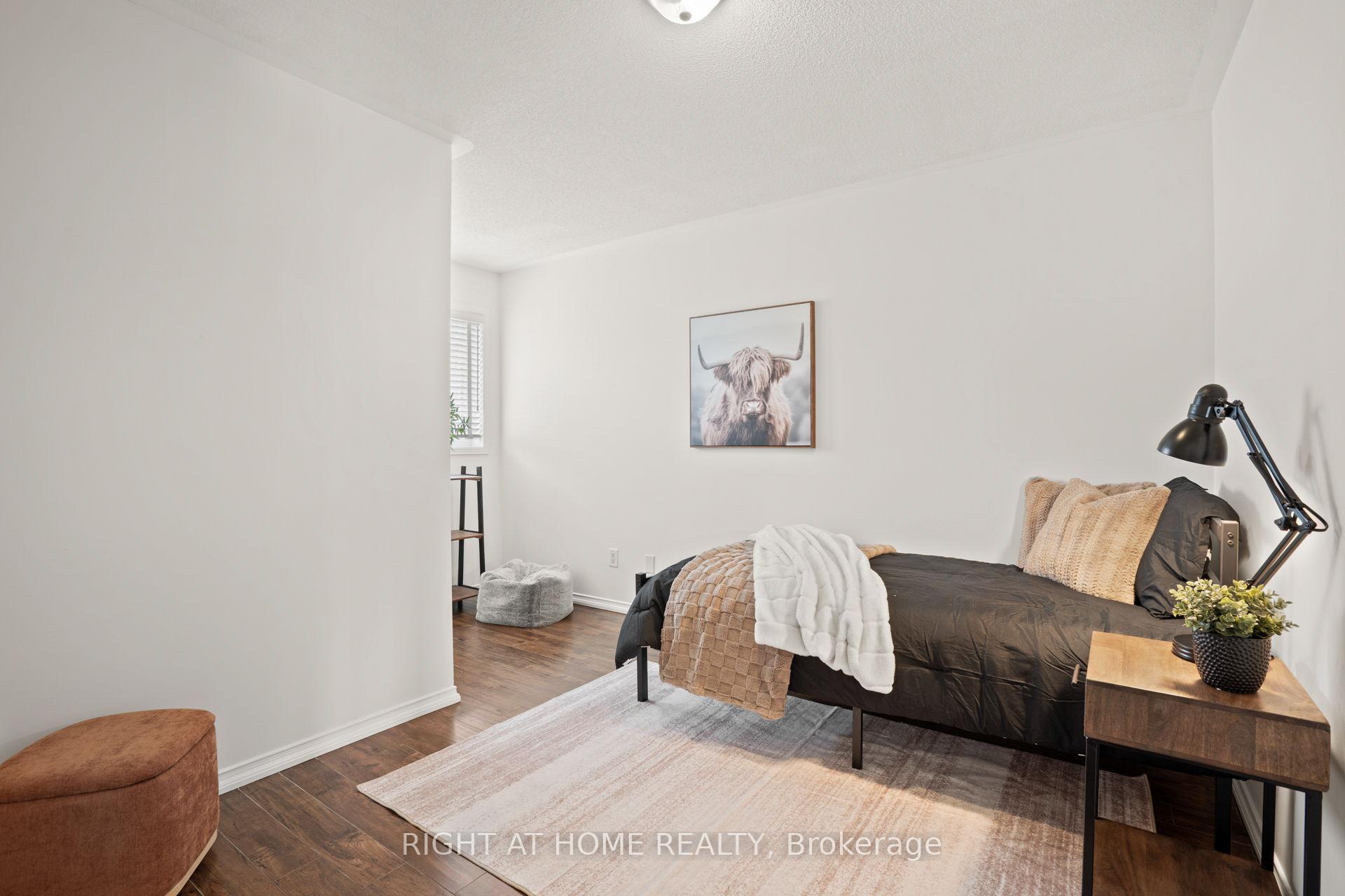 Photo 31 of 107 St Thomas Street, Whitby, Brooklin — HOMEH