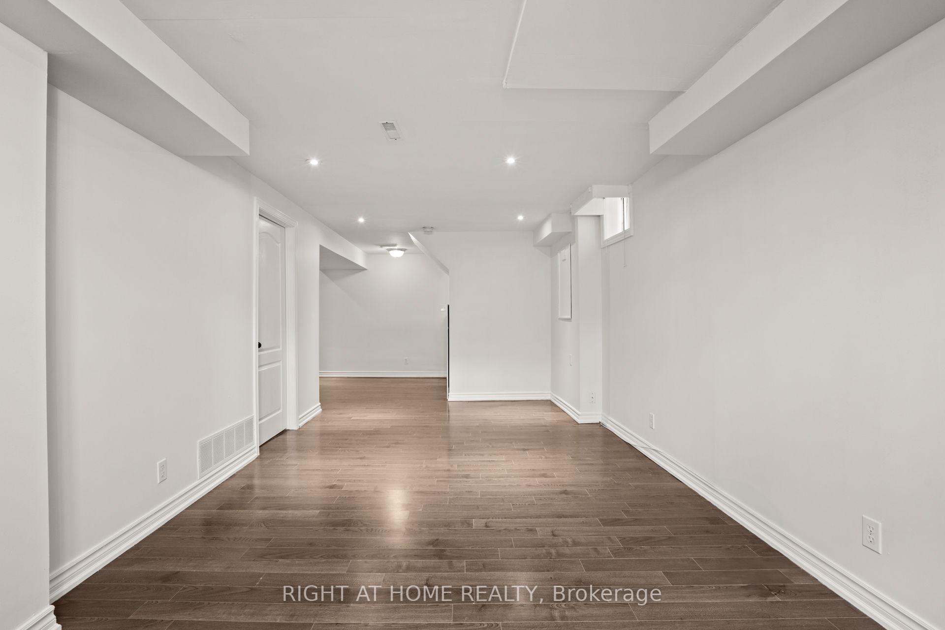 Photo 40 of 107 St Thomas Street, Whitby, Brooklin — HOMEH
