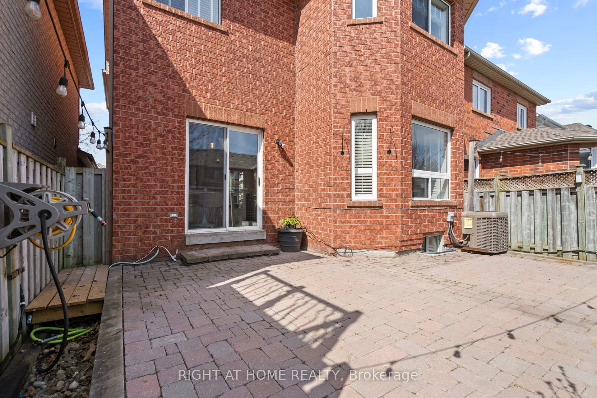 Photo 45 of 107 St Thomas Street, Whitby, Brooklin — HOMEH