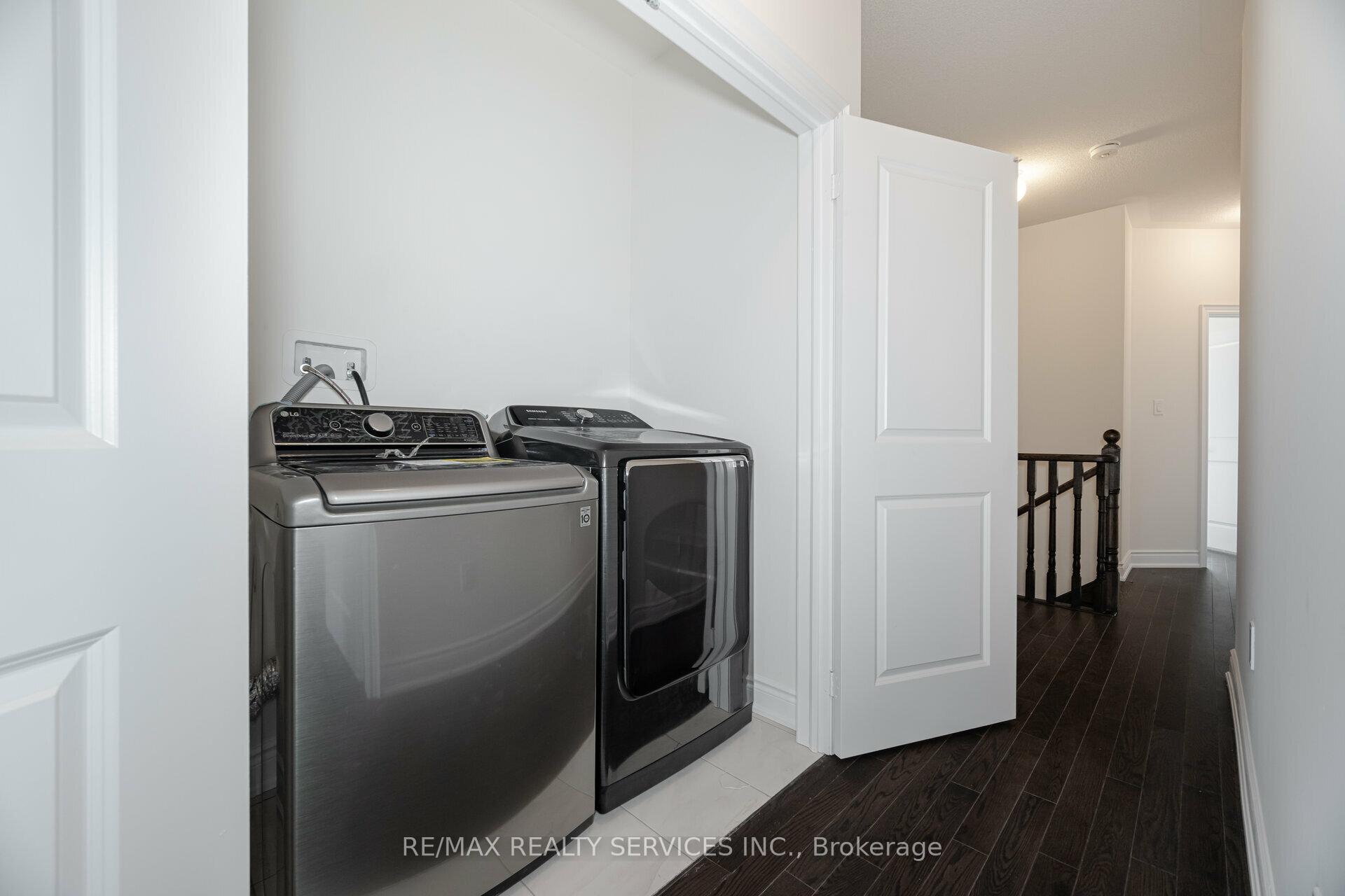 Photo 28 of 399 Tennant Circle, Vaughan, Vellore Village — HOMEH