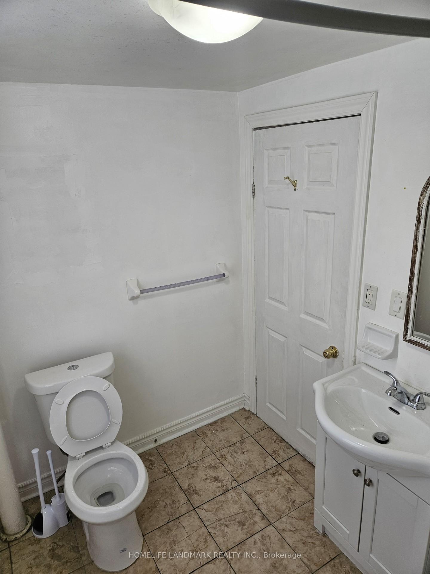 Photo 13 of Unit 2, 23 Ritson Road S, Oshawa, Central — HOMEH