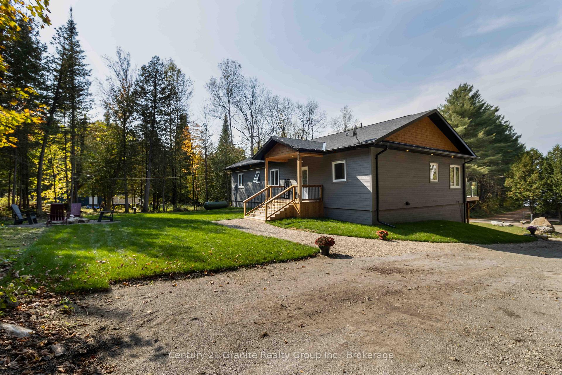 Photo 4 of 1076 Providence Drive, Algonquin Highlands, Stanhope — HOMEH