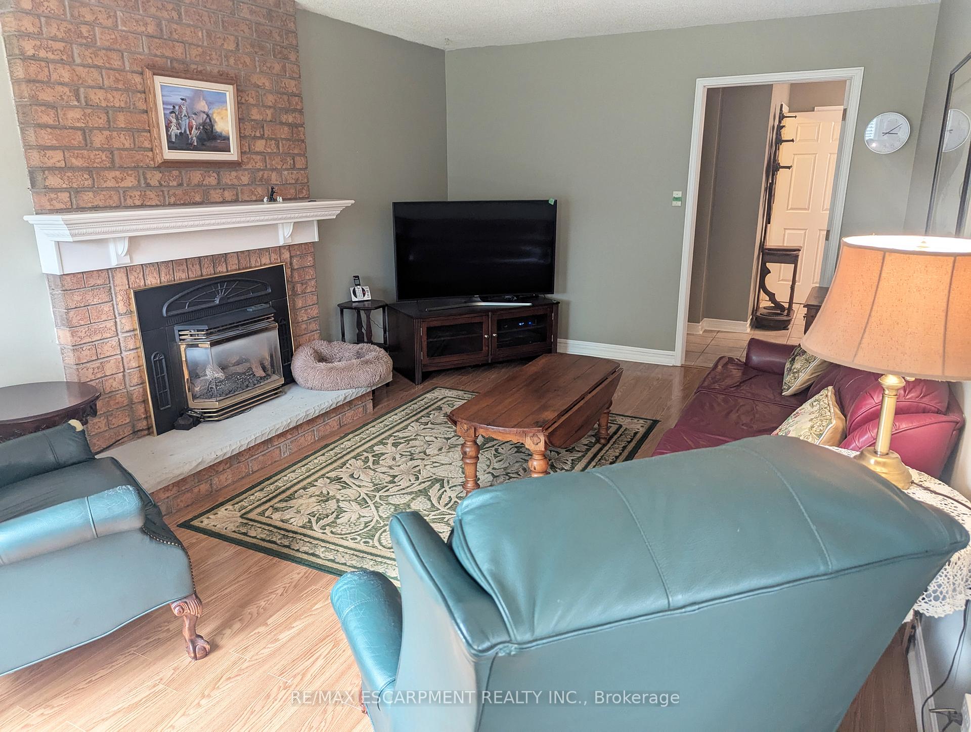 Photo 14 of 537 Westman Avenue, Peterborough, Otonabee Ward 1 — HOMEH