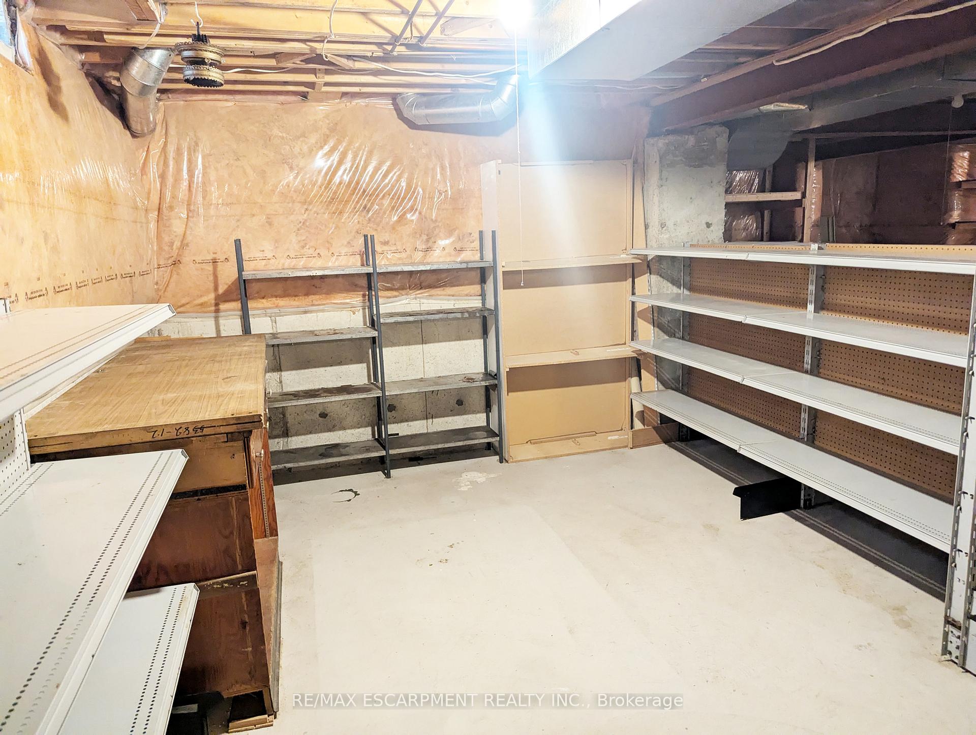 Photo 35 of 537 Westman Avenue, Peterborough, Otonabee Ward 1 — HOMEH
