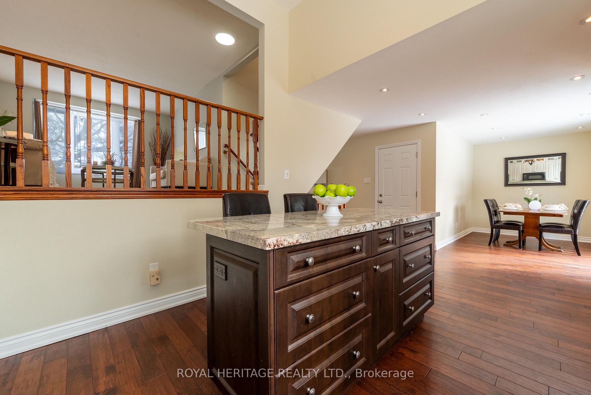 Photo 11 of 28 Renfield Crescent, Whitby, Lynde Creek — HOMEH