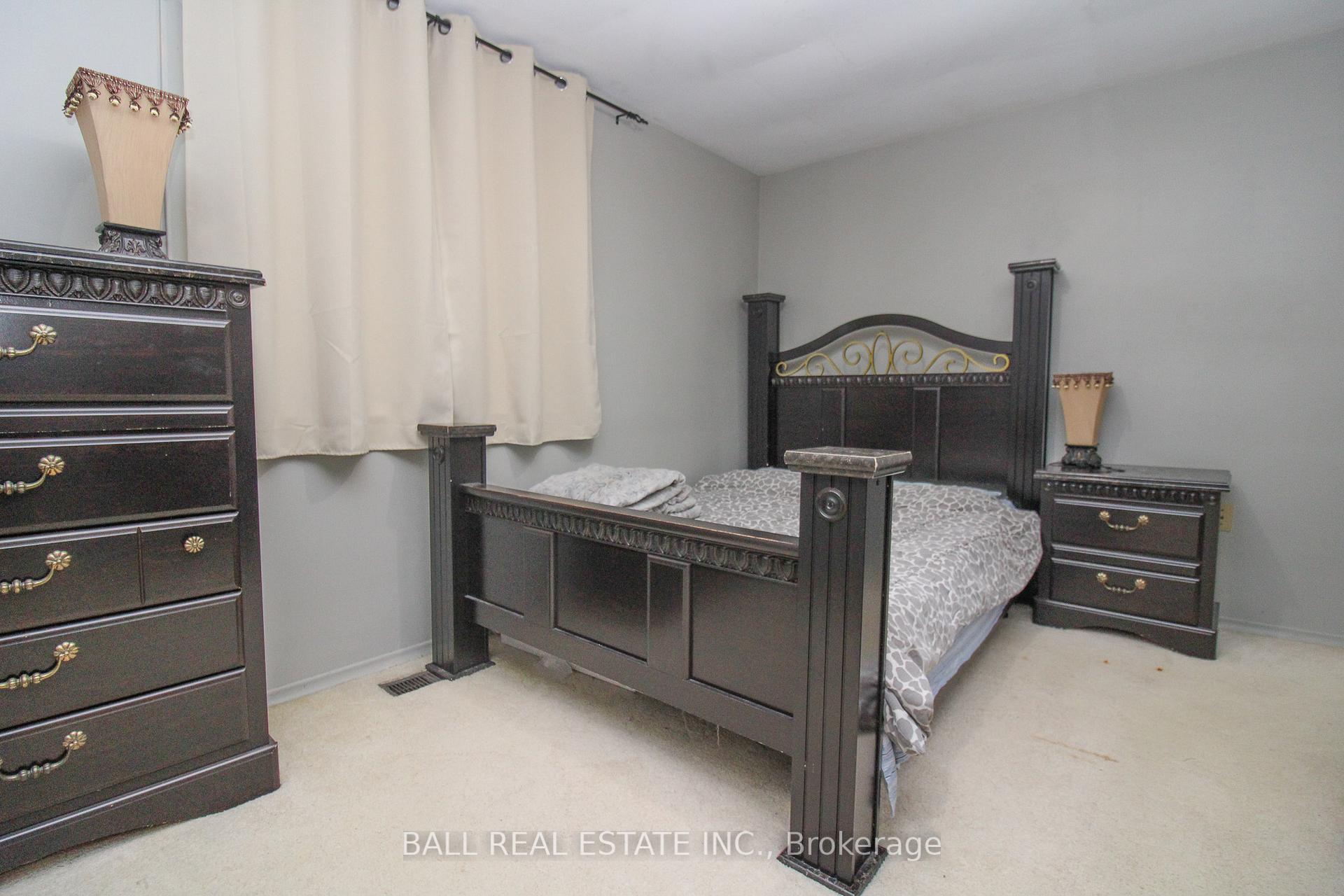 Photo 15 of 1305 Bridle Drive, Peterborough, Monaghan Ward 2 — HOMEH