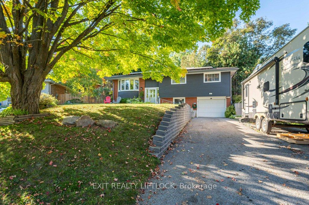 Photo 1 of 39 Beechwood Drive, Peterborough, Monaghan Ward 2 — HOMEH