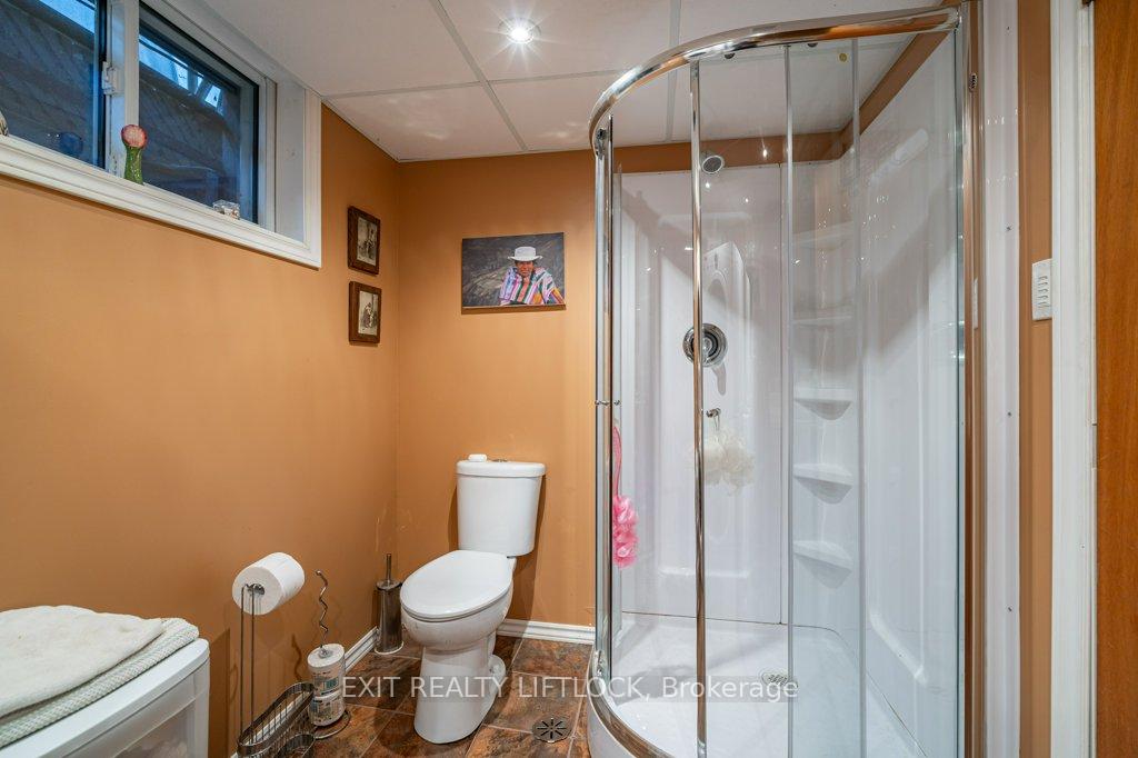 Photo 21 of 39 Beechwood Drive, Peterborough, Monaghan Ward 2 — HOMEH