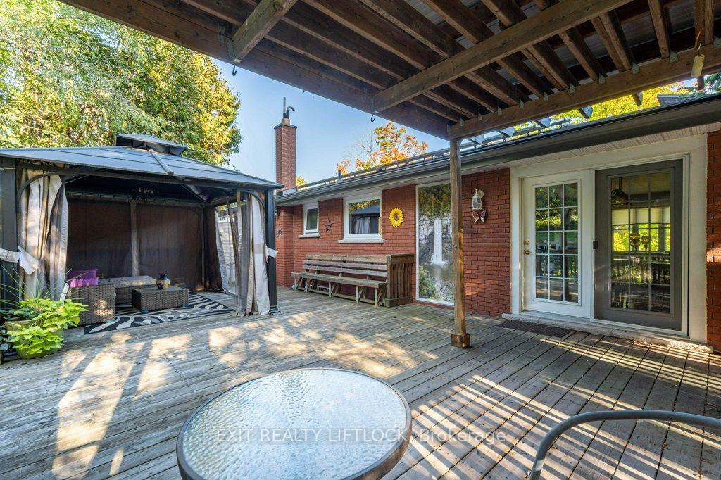 Photo 24 of 39 Beechwood Drive, Peterborough, Monaghan Ward 2 — HOMEH