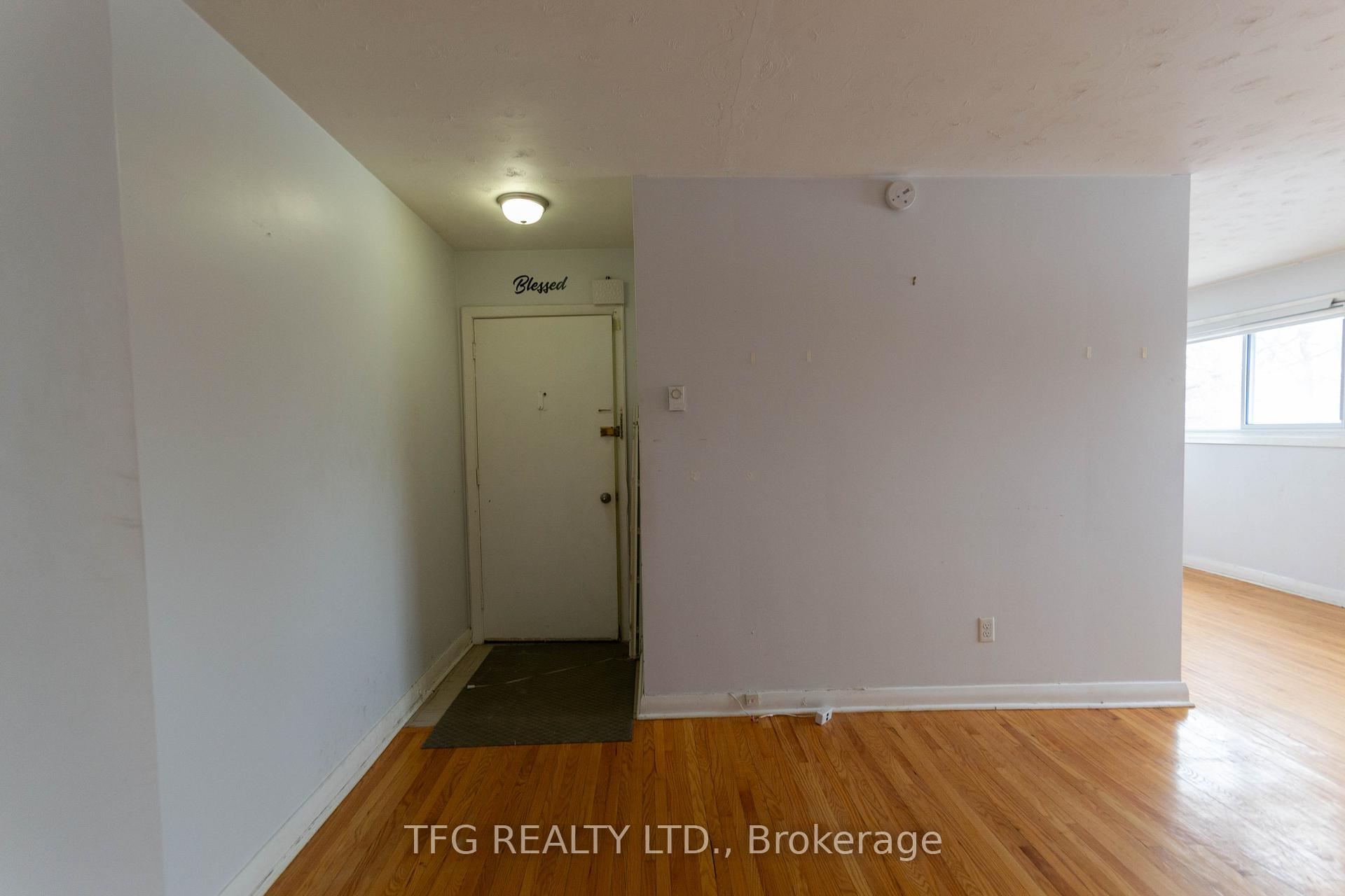 Photo 2 of Unit 2, 463 Bond Street E, Oshawa, O'Neill — HOMEH