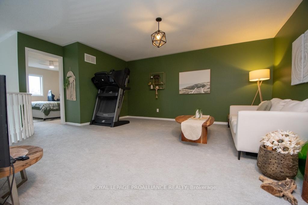 Photo 28 of 1479 Tamblin Way, Peterborough, Monaghan Ward 2 — HOMEH