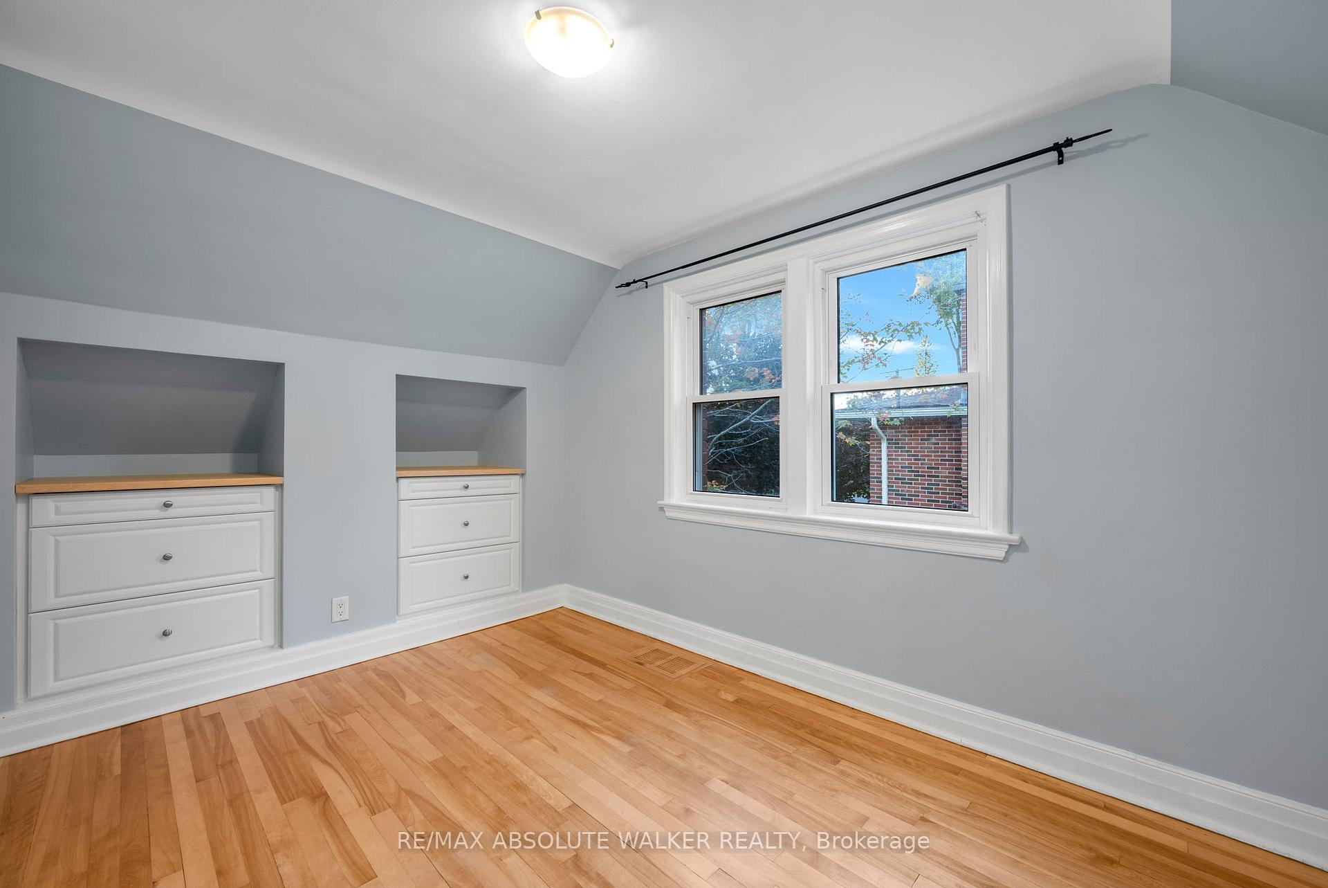 Photo 16 of 899 Maplewood Avenue, Ottawa, Queensway Terrace North — HOMEH