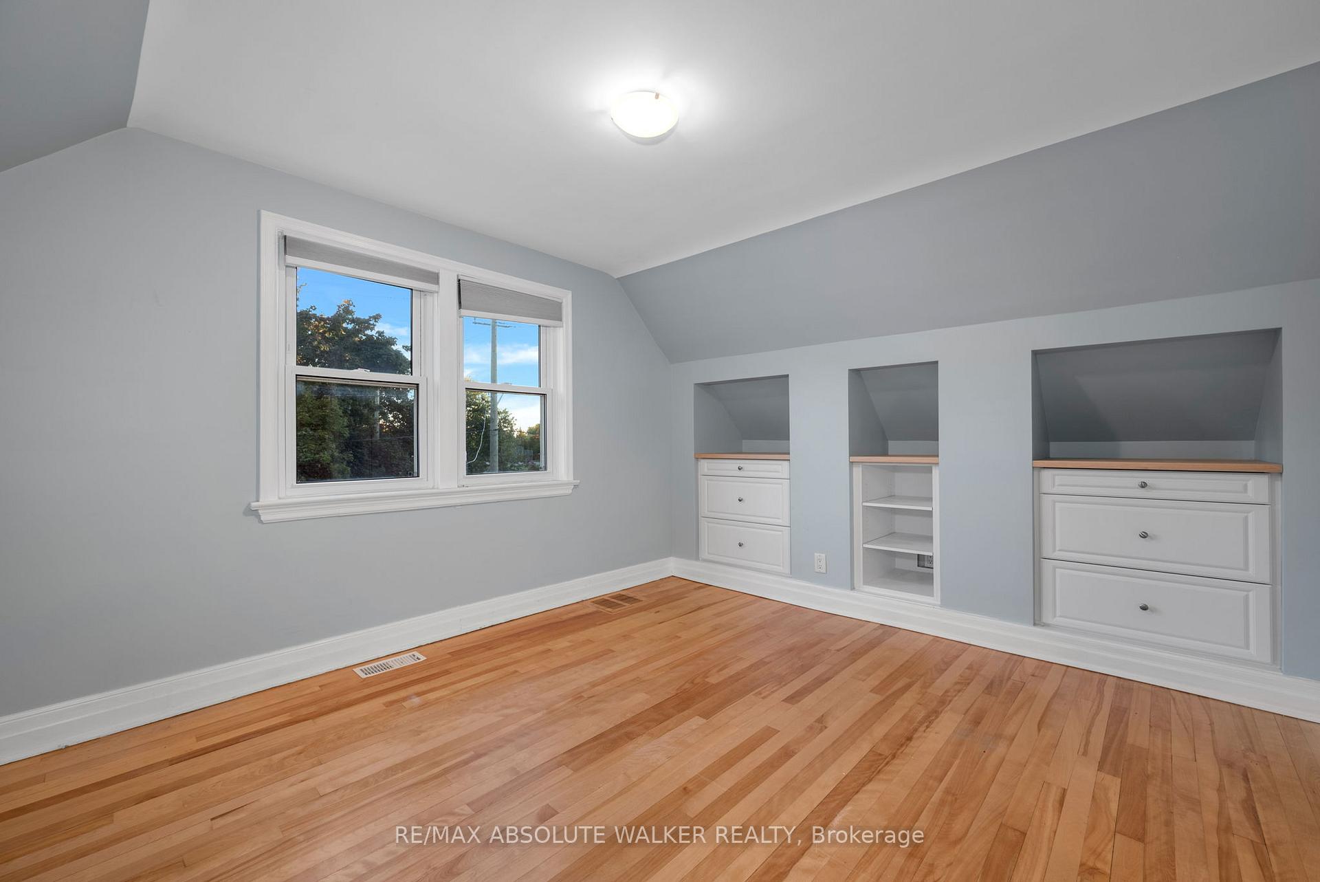 Photo 20 of 899 Maplewood Avenue, Ottawa, Queensway Terrace North — HOMEH