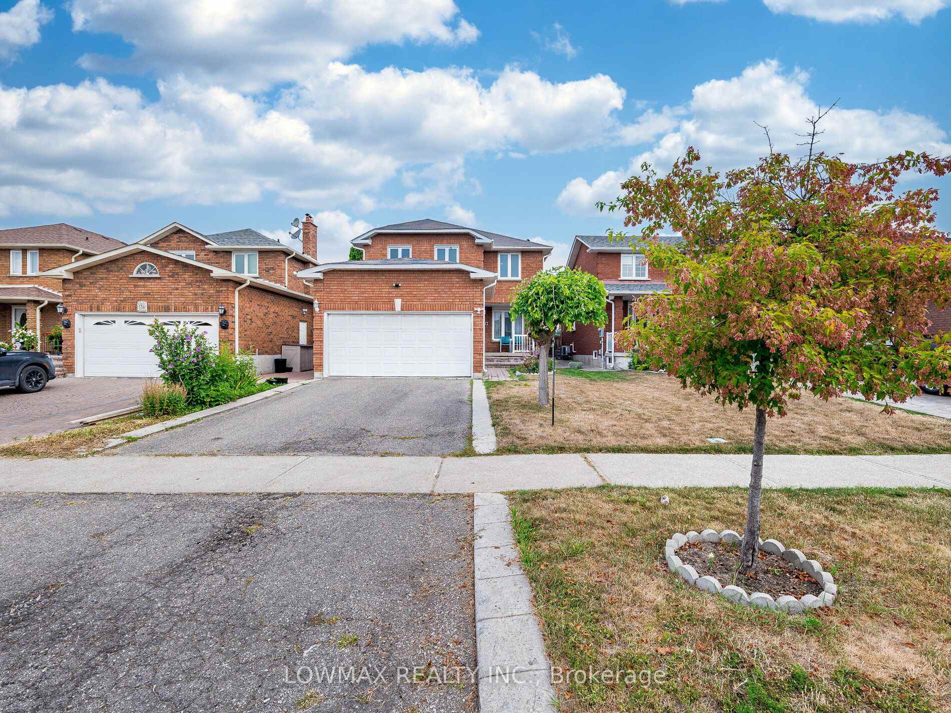 Photo 1 of 534 Chancellor Drive, Vaughan, East Woodbridge — HOMEH