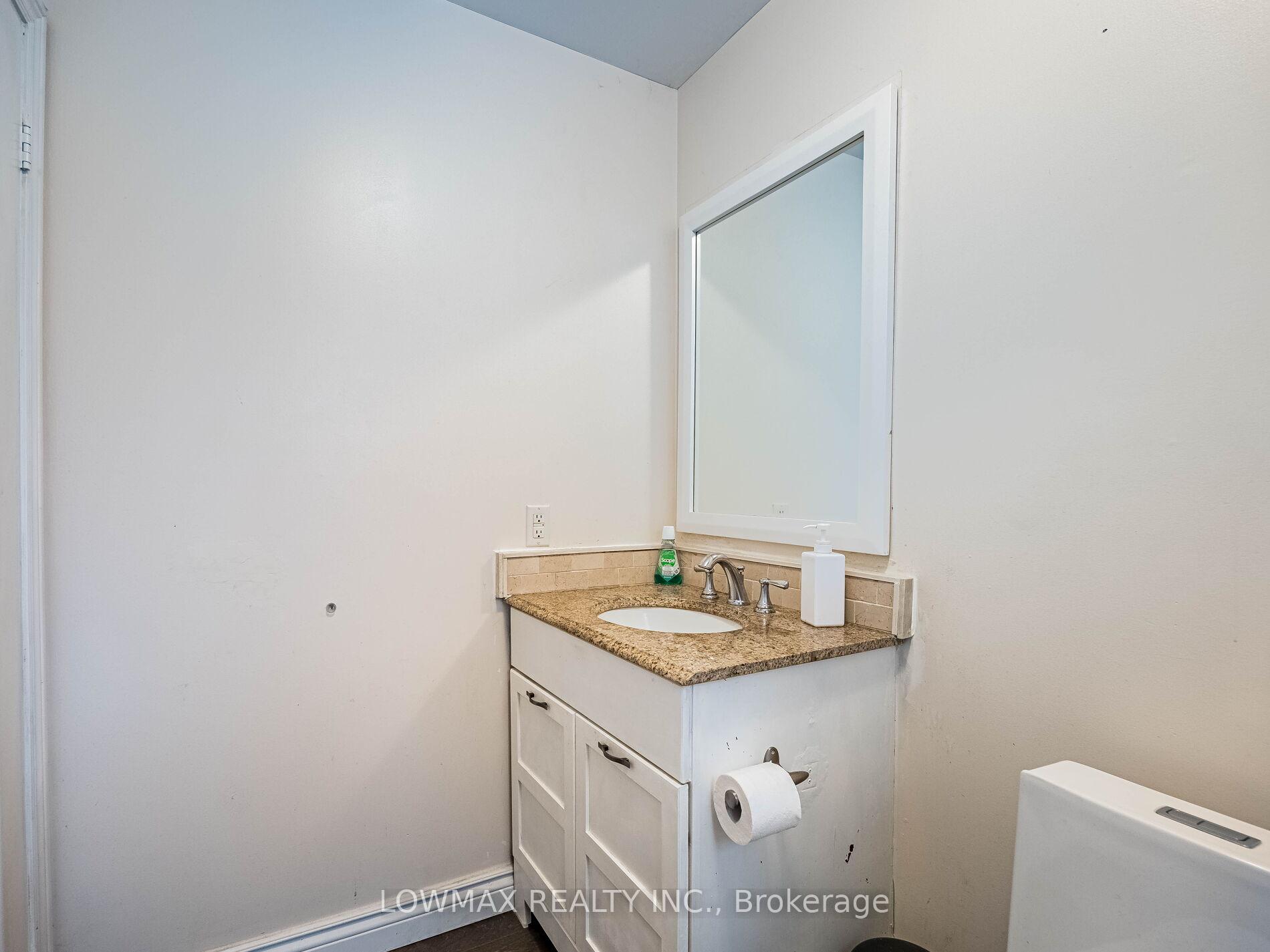 Photo 30 of 534 Chancellor Drive, Vaughan, East Woodbridge — HOMEH