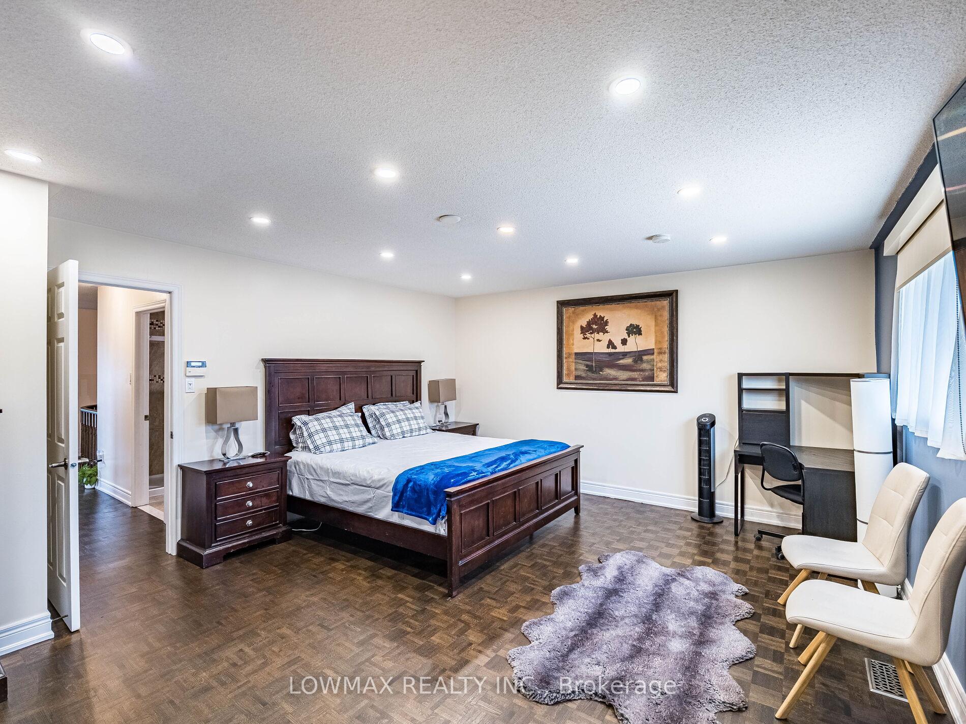 Photo 38 of 534 Chancellor Drive, Vaughan, East Woodbridge — HOMEH