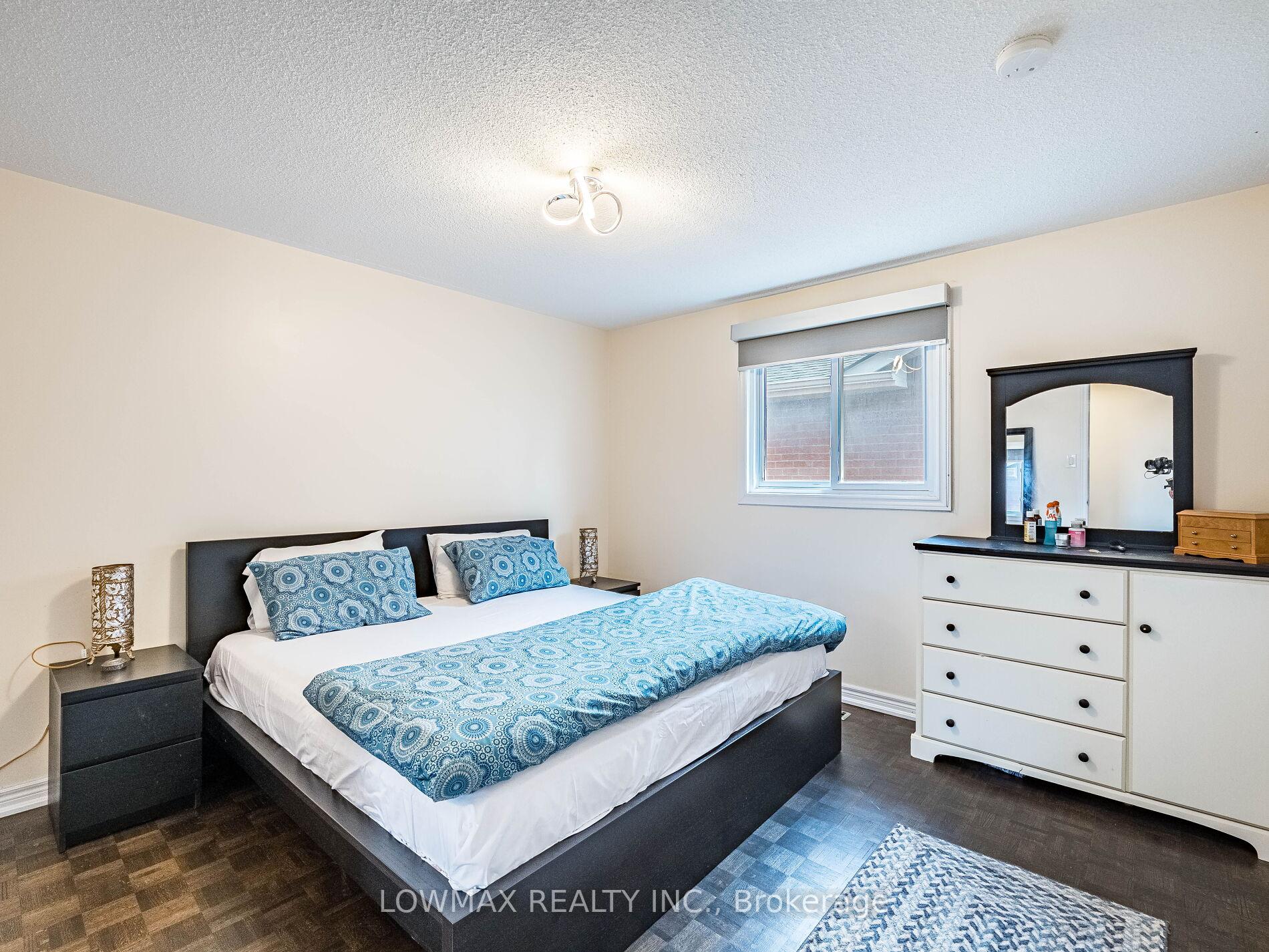 Photo 41 of 534 Chancellor Drive, Vaughan, East Woodbridge — HOMEH