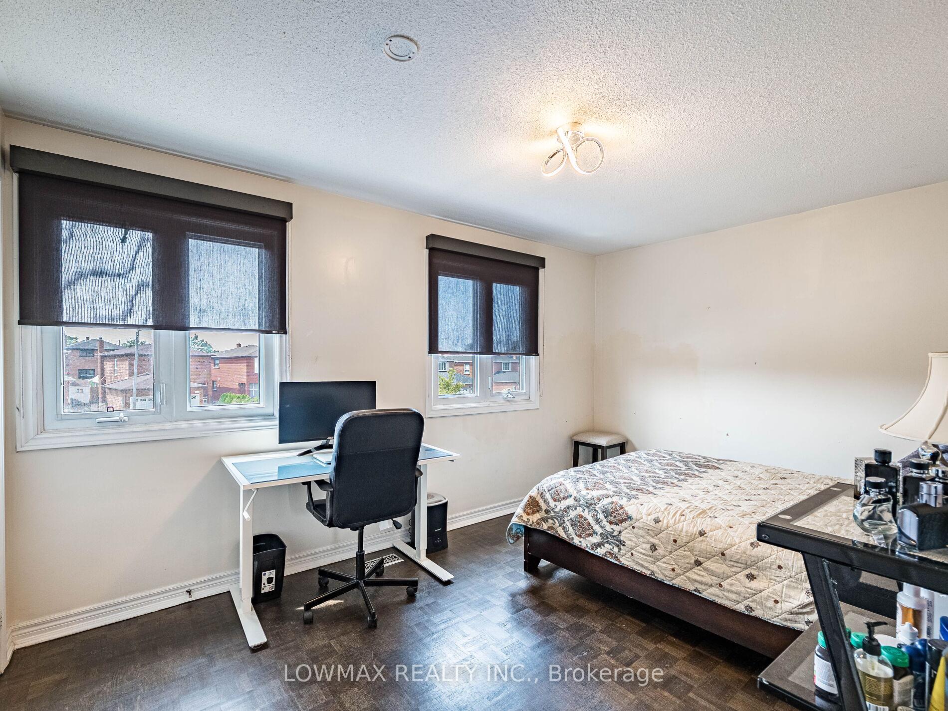 Photo 44 of 534 Chancellor Drive, Vaughan, East Woodbridge — HOMEH