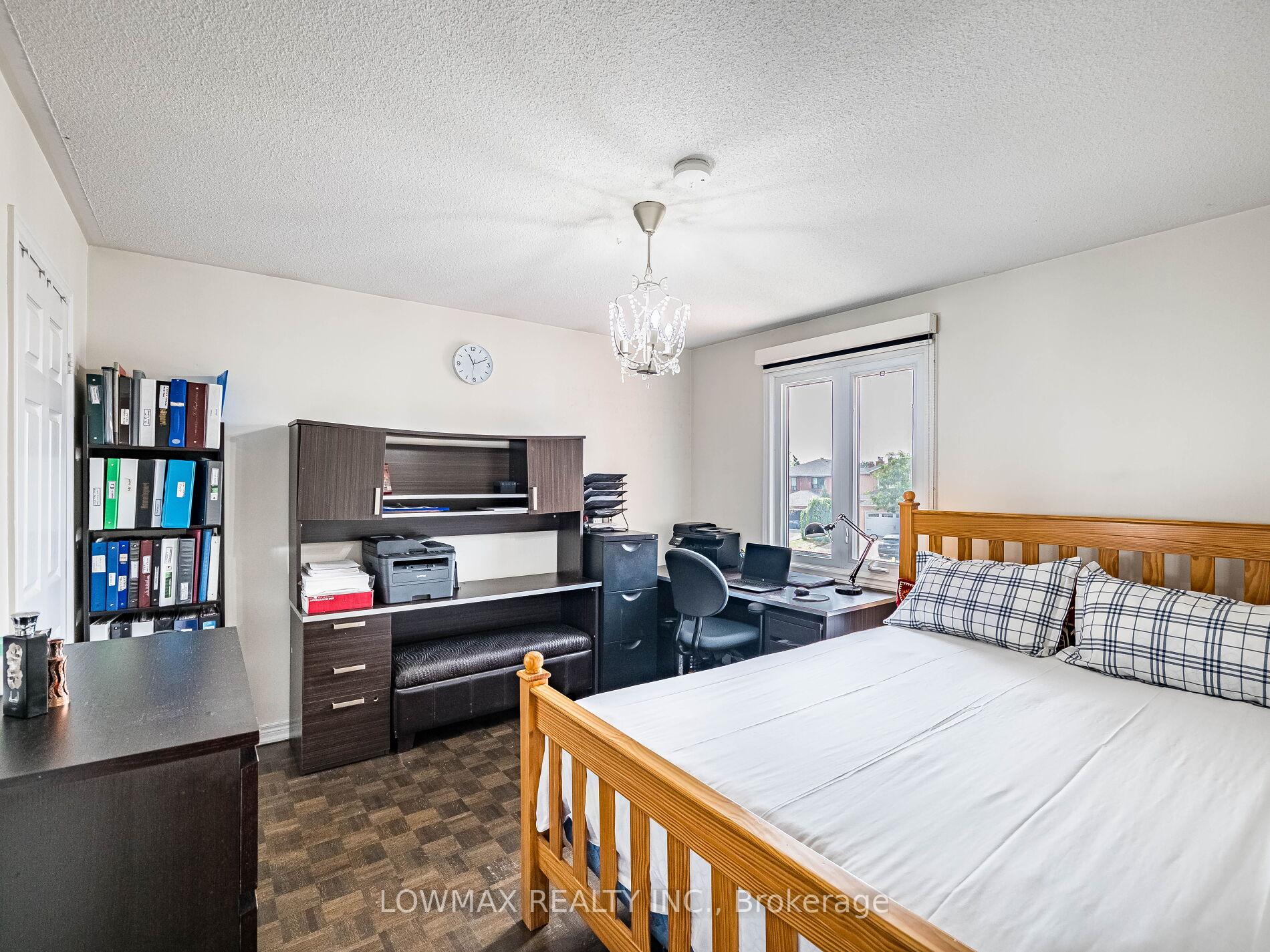 Photo 46 of 534 Chancellor Drive, Vaughan, East Woodbridge — HOMEH