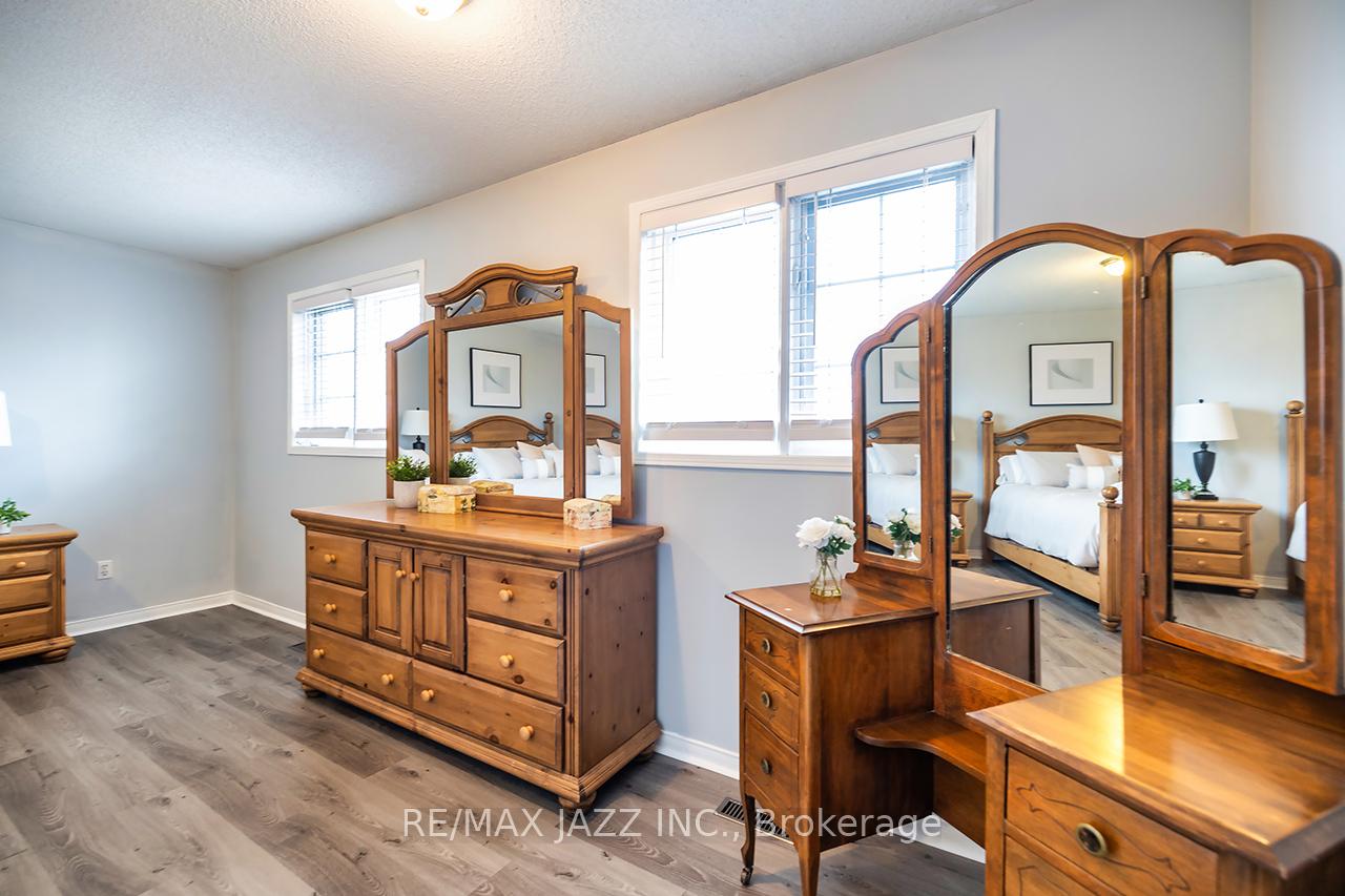 Photo 24 of 7 Barwick Court, Whitby, Downtown Whitby — HOMEH
