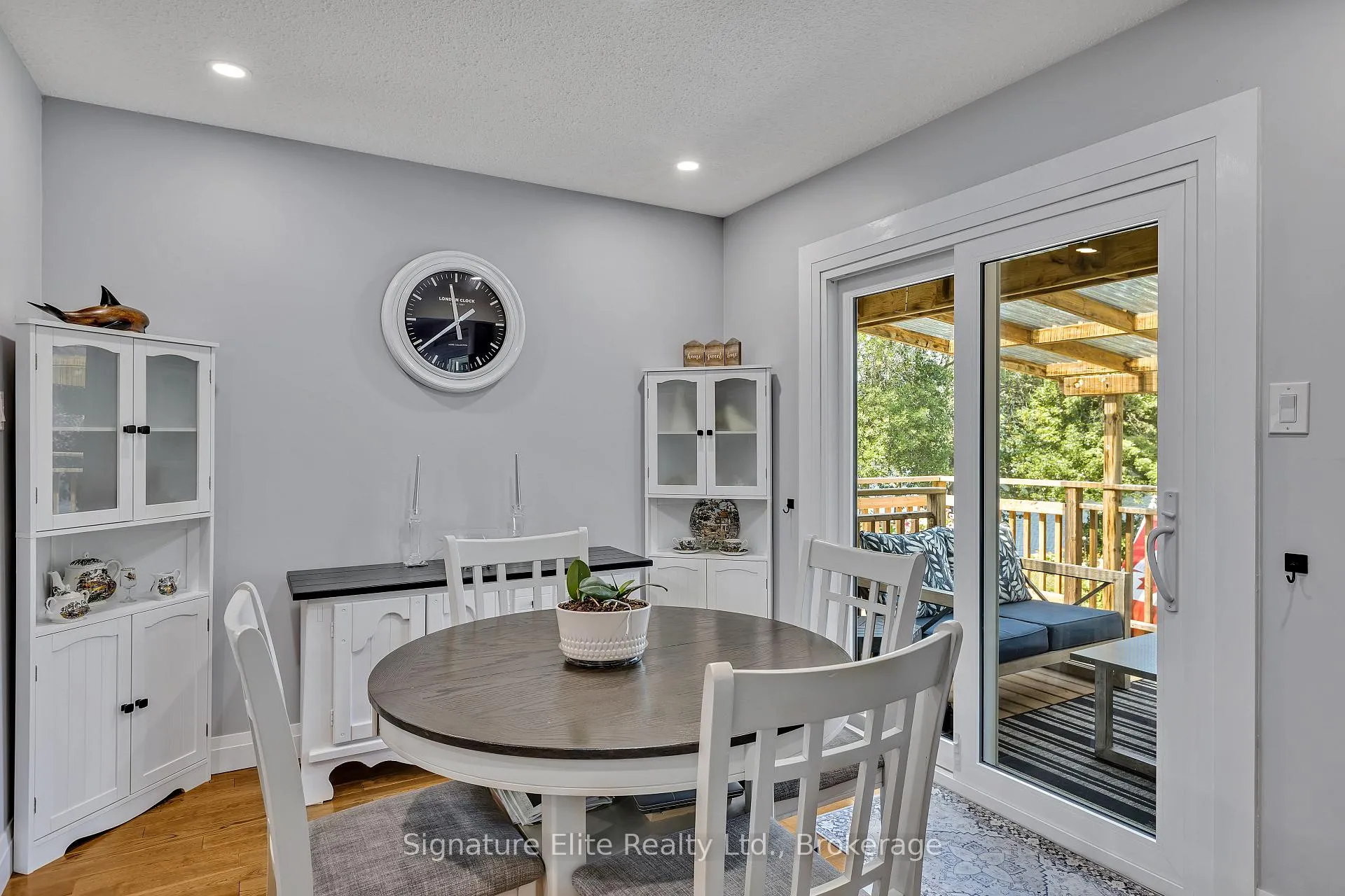 Photo 9 of 270 Sherin Avenue, Peterborough, Ashburnham Ward 4 — HOMEH