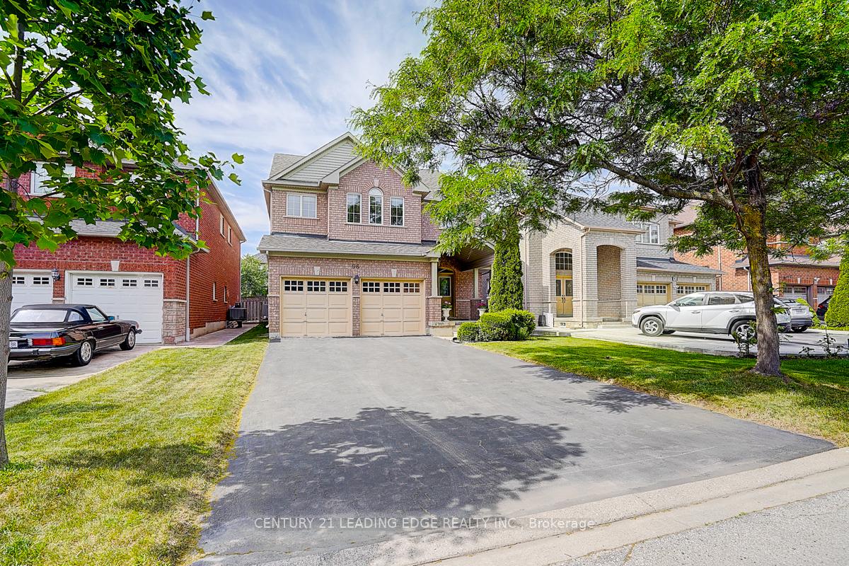 Photo 1 of 96 Tuscana Boulevard, Vaughan, Patterson — HOMEH