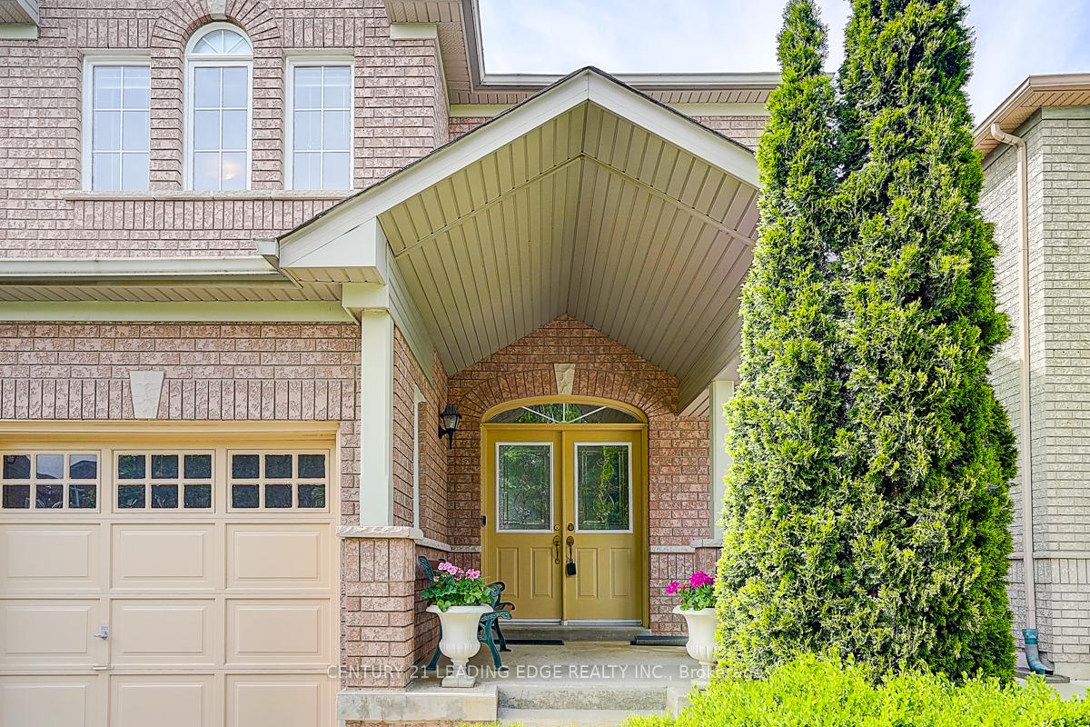 Photo 5 of 96 Tuscana Boulevard, Vaughan, Patterson — HOMEH
