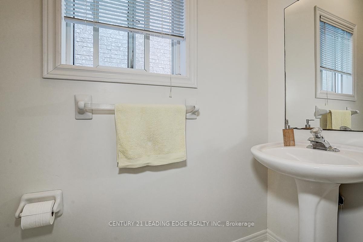 Photo 13 of 96 Tuscana Boulevard, Vaughan, Patterson — HOMEH