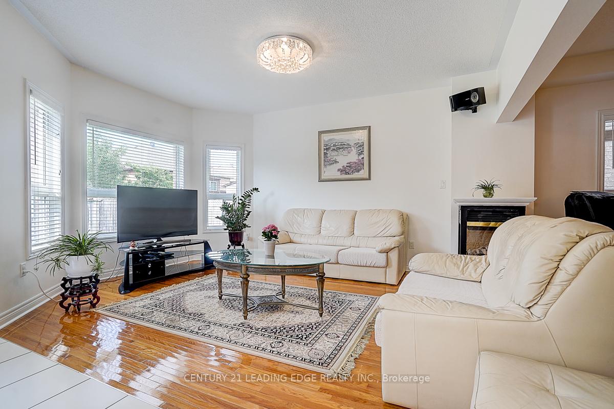 Photo 24 of 96 Tuscana Boulevard, Vaughan, Patterson — HOMEH