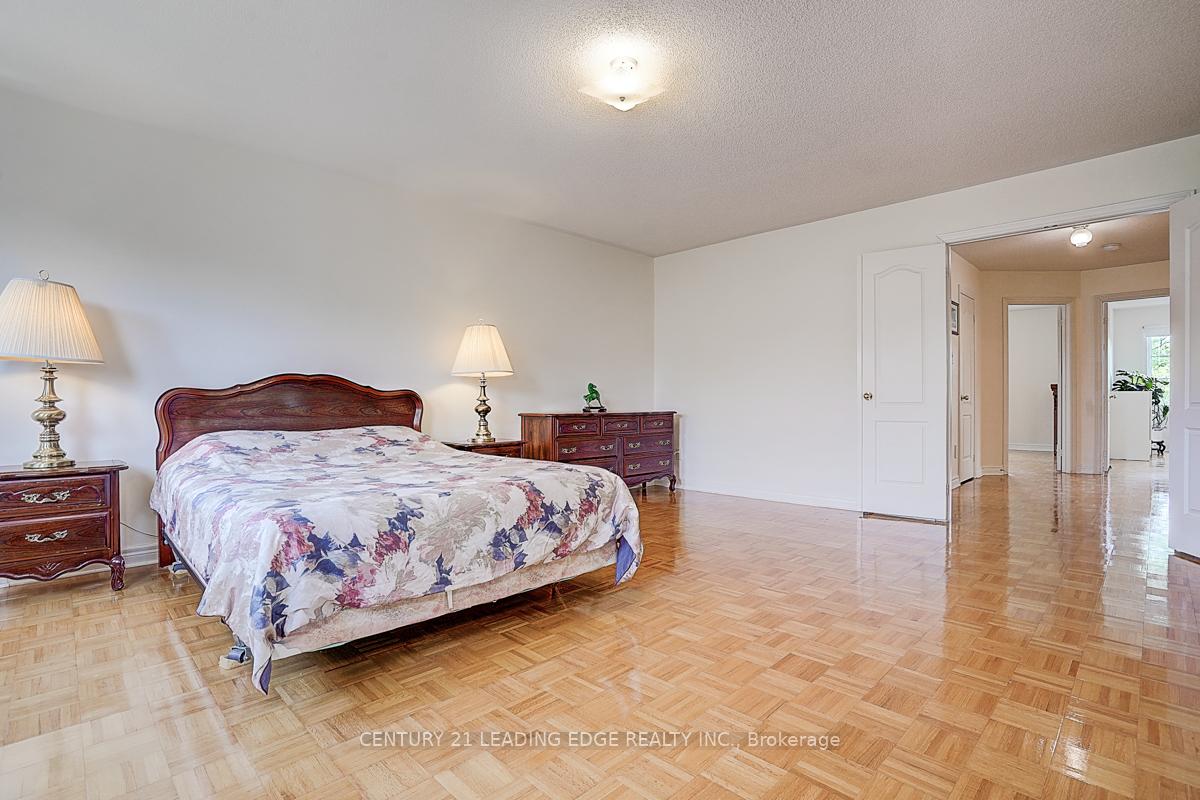 Photo 39 of 96 Tuscana Boulevard, Vaughan, Patterson — HOMEH