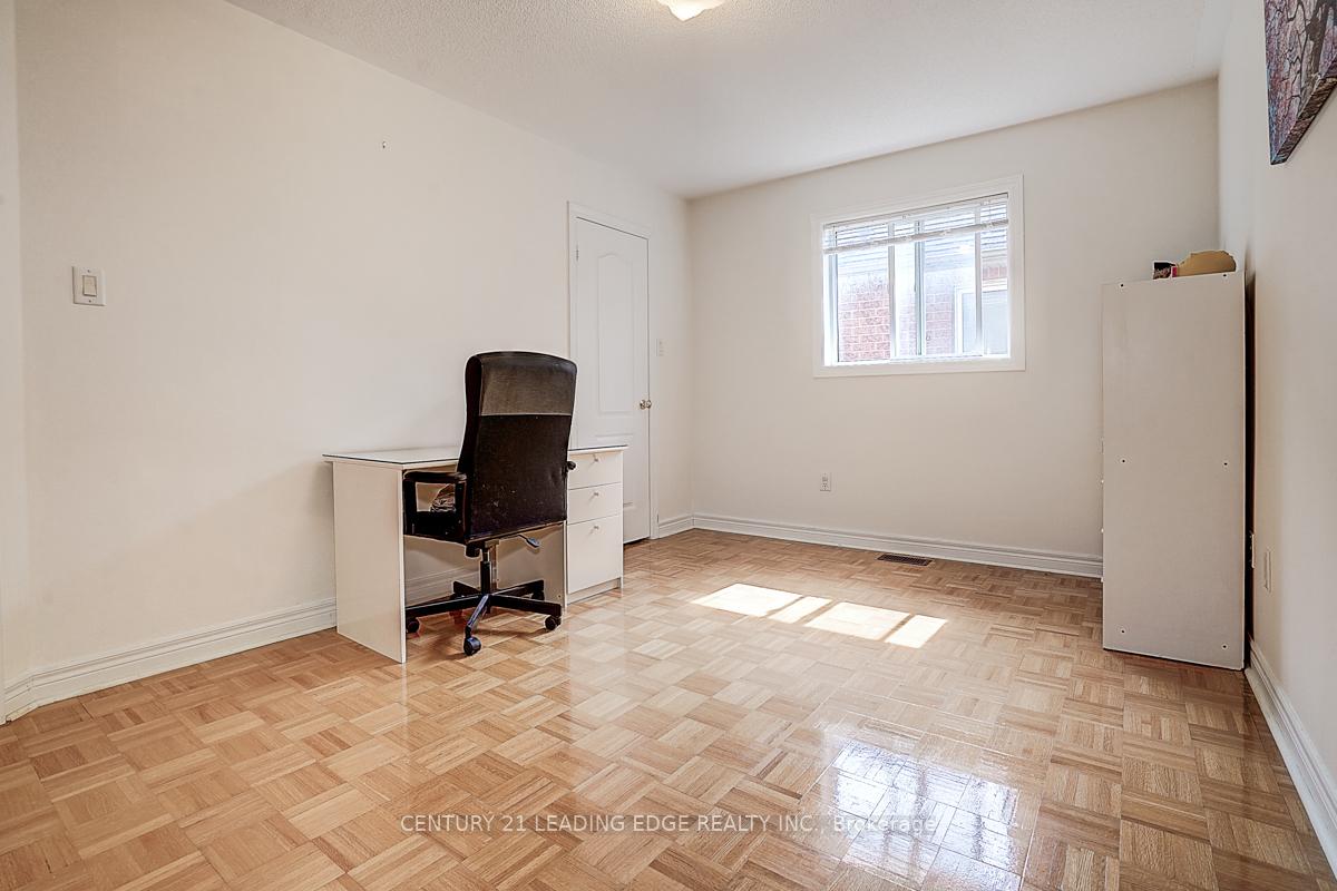 Photo 42 of 96 Tuscana Boulevard, Vaughan, Patterson — HOMEH