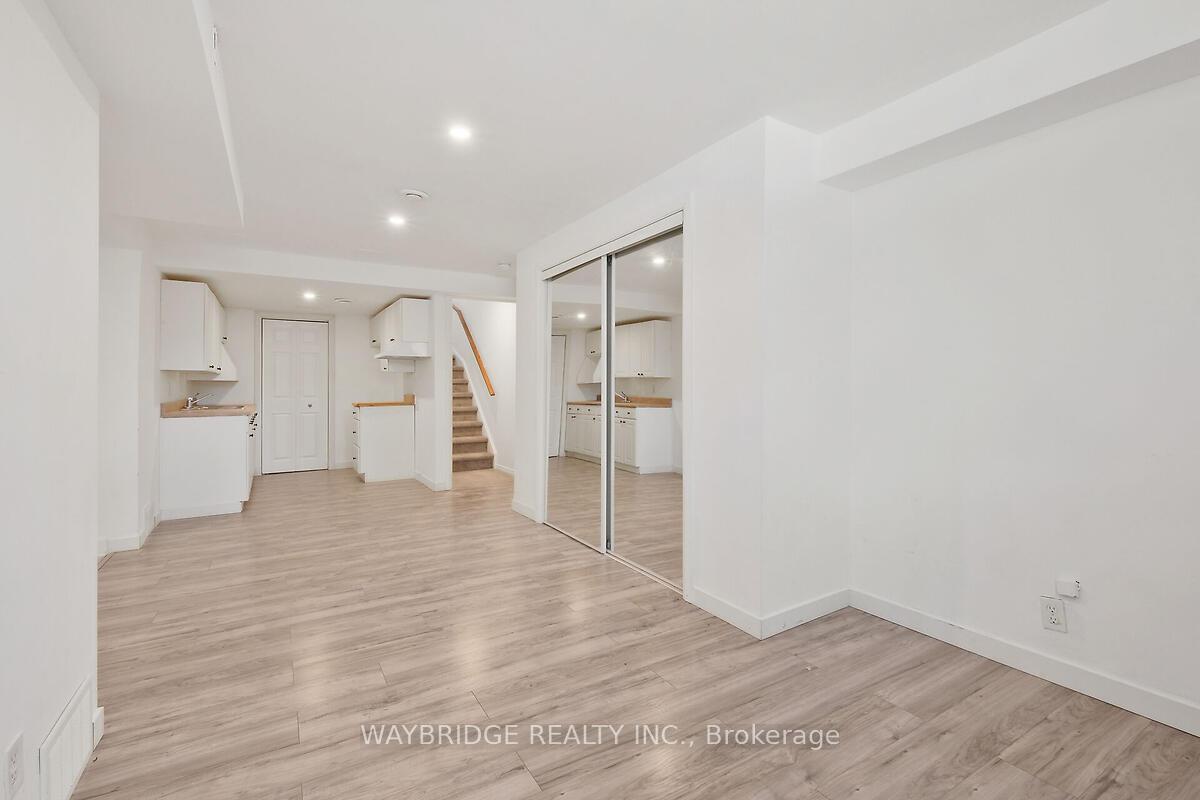 Photo 27 of 1885 Hialeah Drive, Ottawa, Fallingbrook/Gardenway South — HOMEH