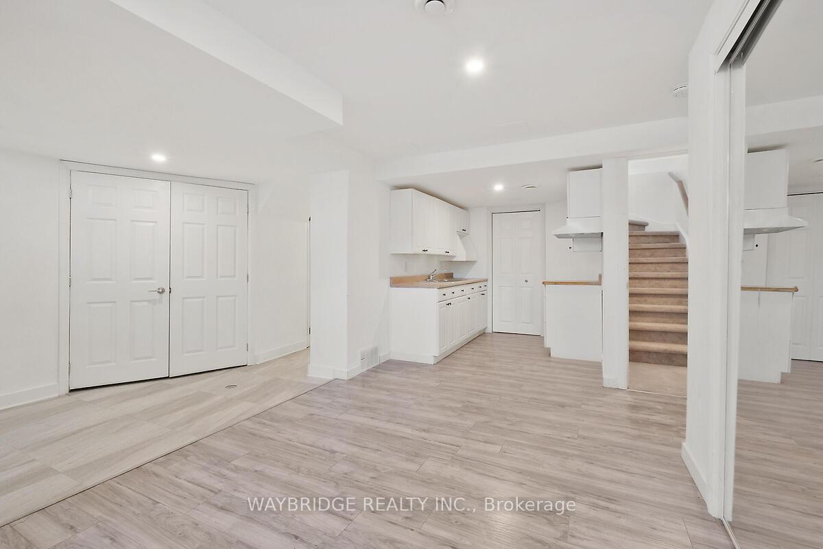 Photo 28 of 1885 Hialeah Drive, Ottawa, Fallingbrook/Gardenway South — HOMEH