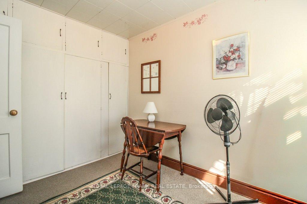 Photo 14 of 512 Glengarry Avenue, Peterborough, Northcrest Ward 5 — HOMEH