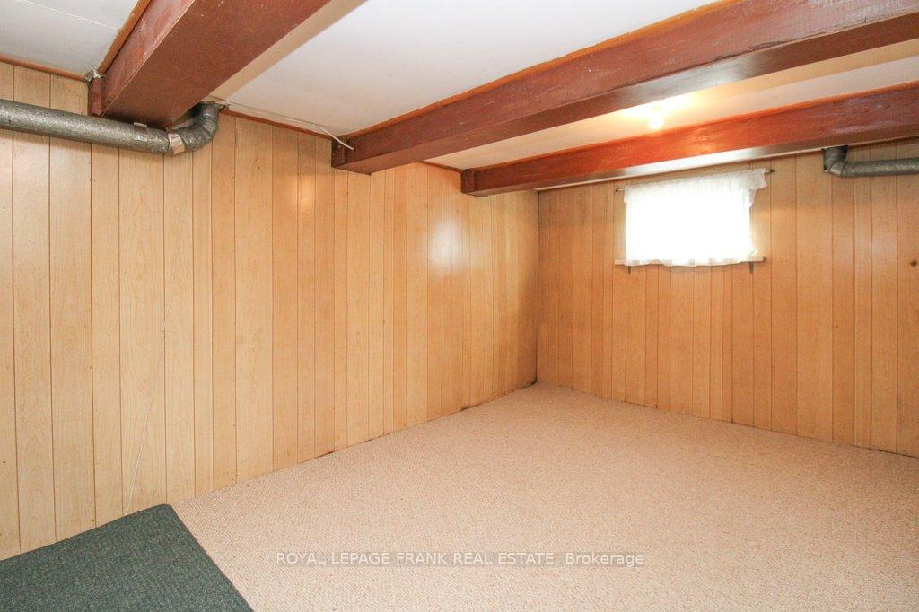 Photo 25 of 512 Glengarry Avenue, Peterborough, Northcrest Ward 5 — HOMEH