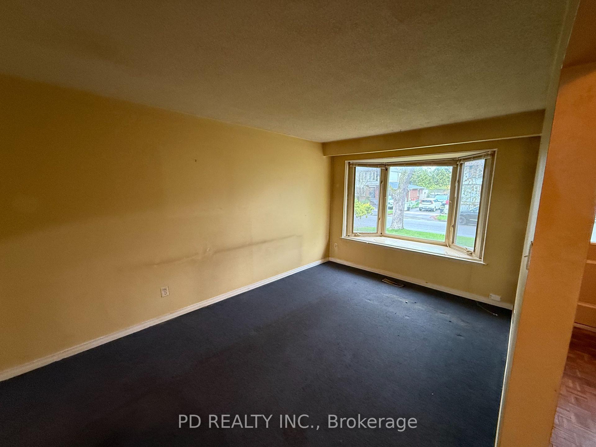 Photo 15 of 370 Rosedale Drive, Whitby, Downtown Whitby — HOMEH