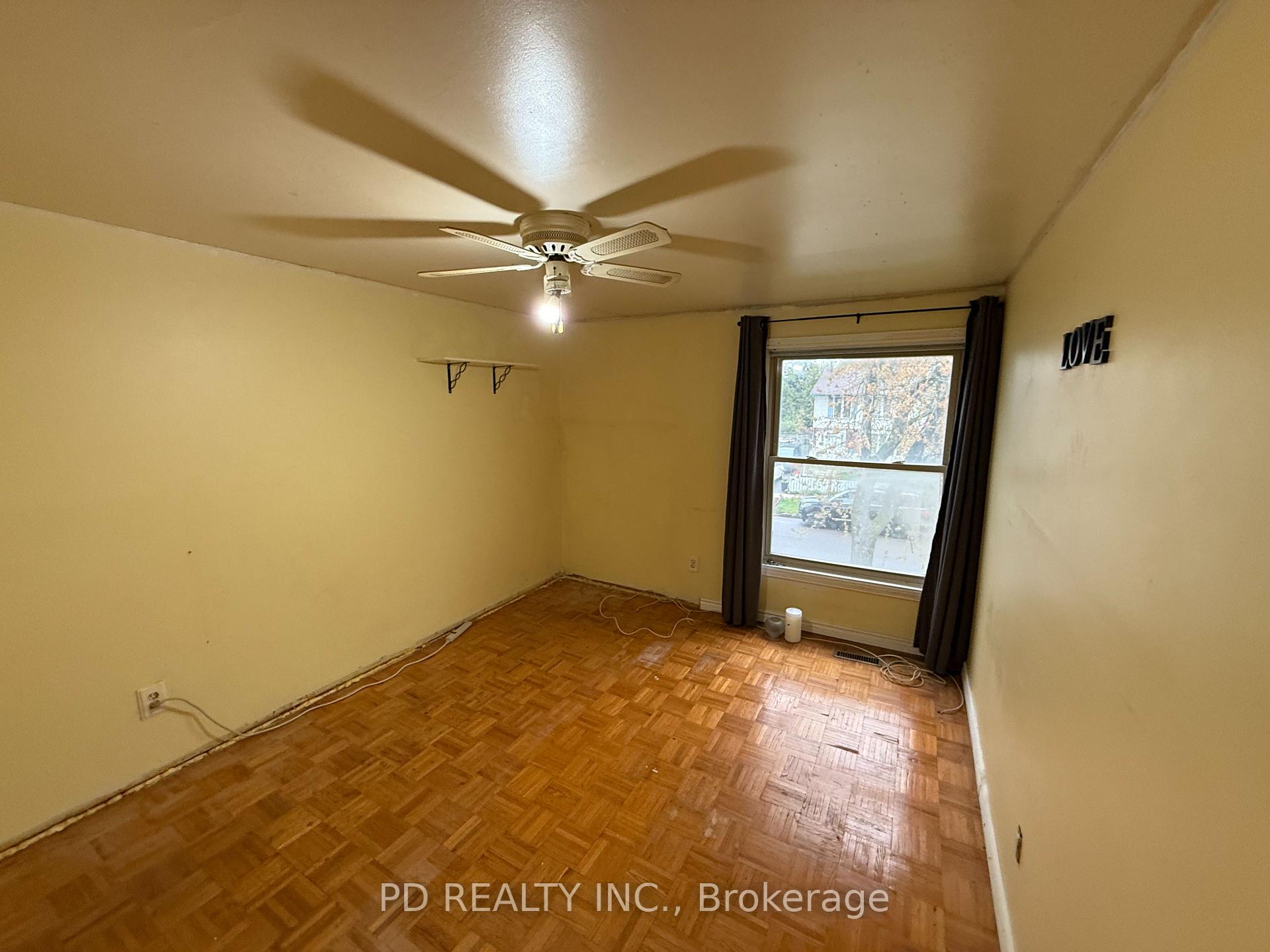 Photo 20 of 370 Rosedale Drive, Whitby, Downtown Whitby — HOMEH