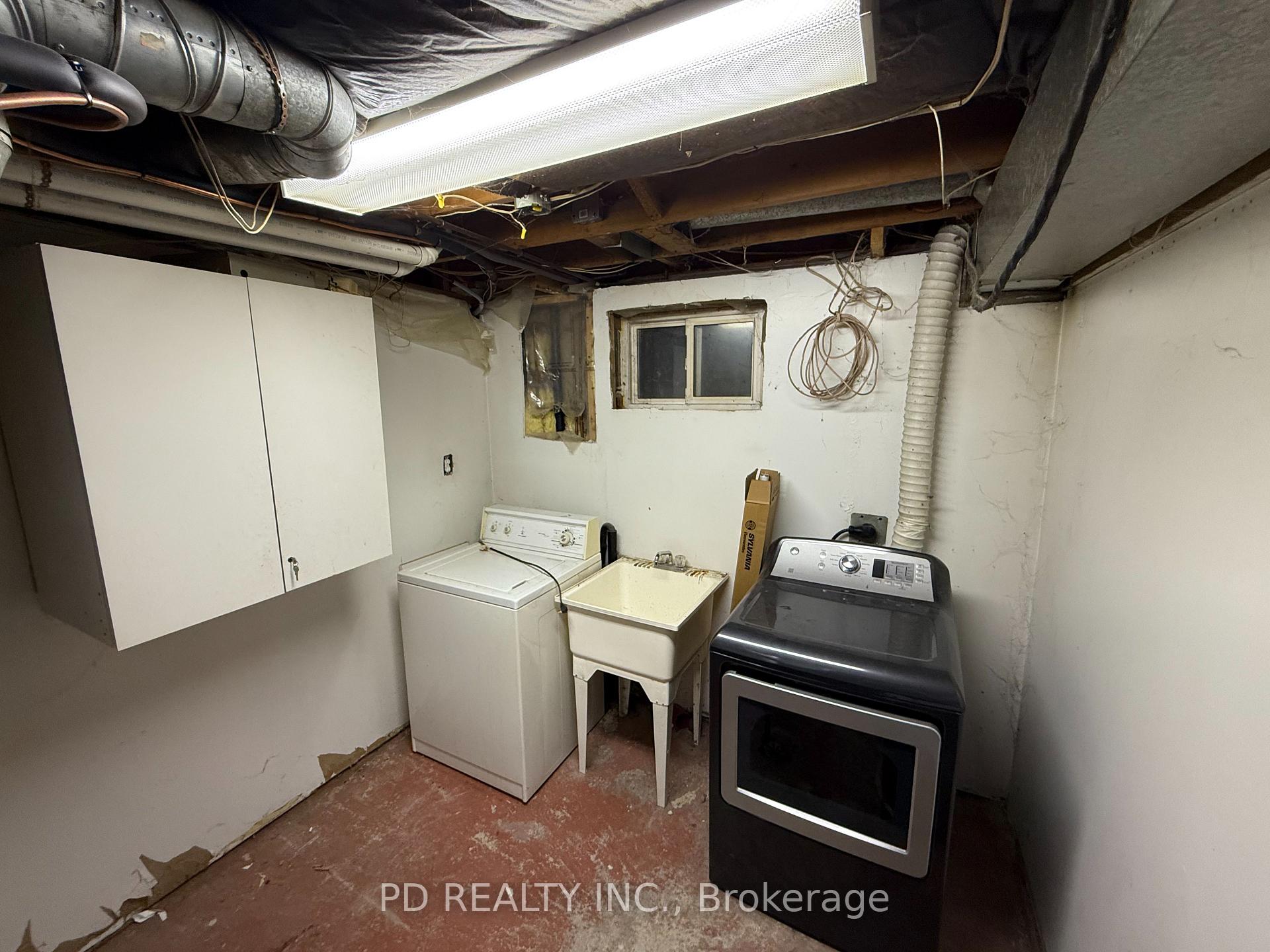 Photo 29 of 370 Rosedale Drive, Whitby, Downtown Whitby — HOMEH