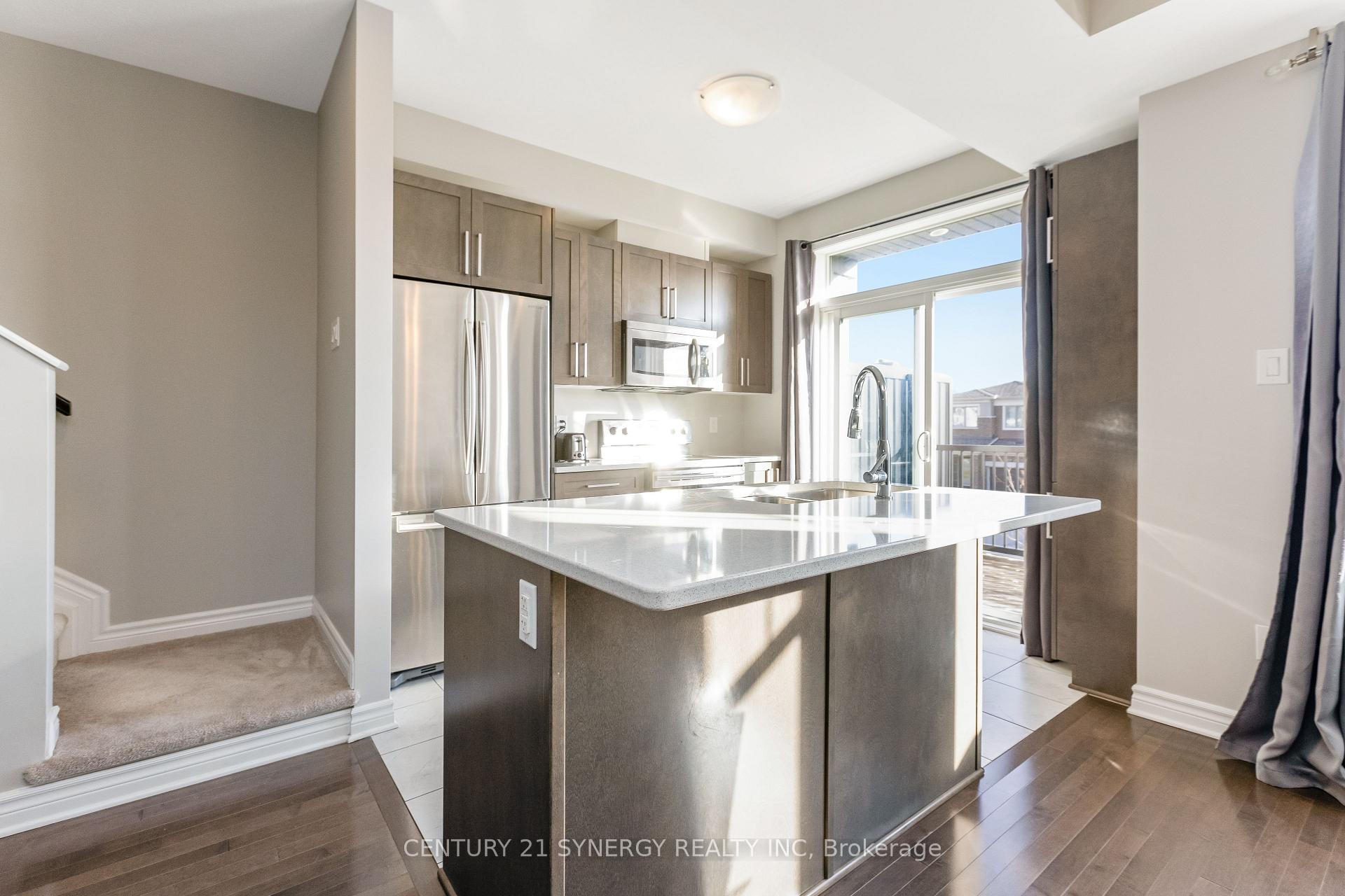 Photo 17 of 522 Thimbleberry Row, Ottawa, Avalon West — HOMEH