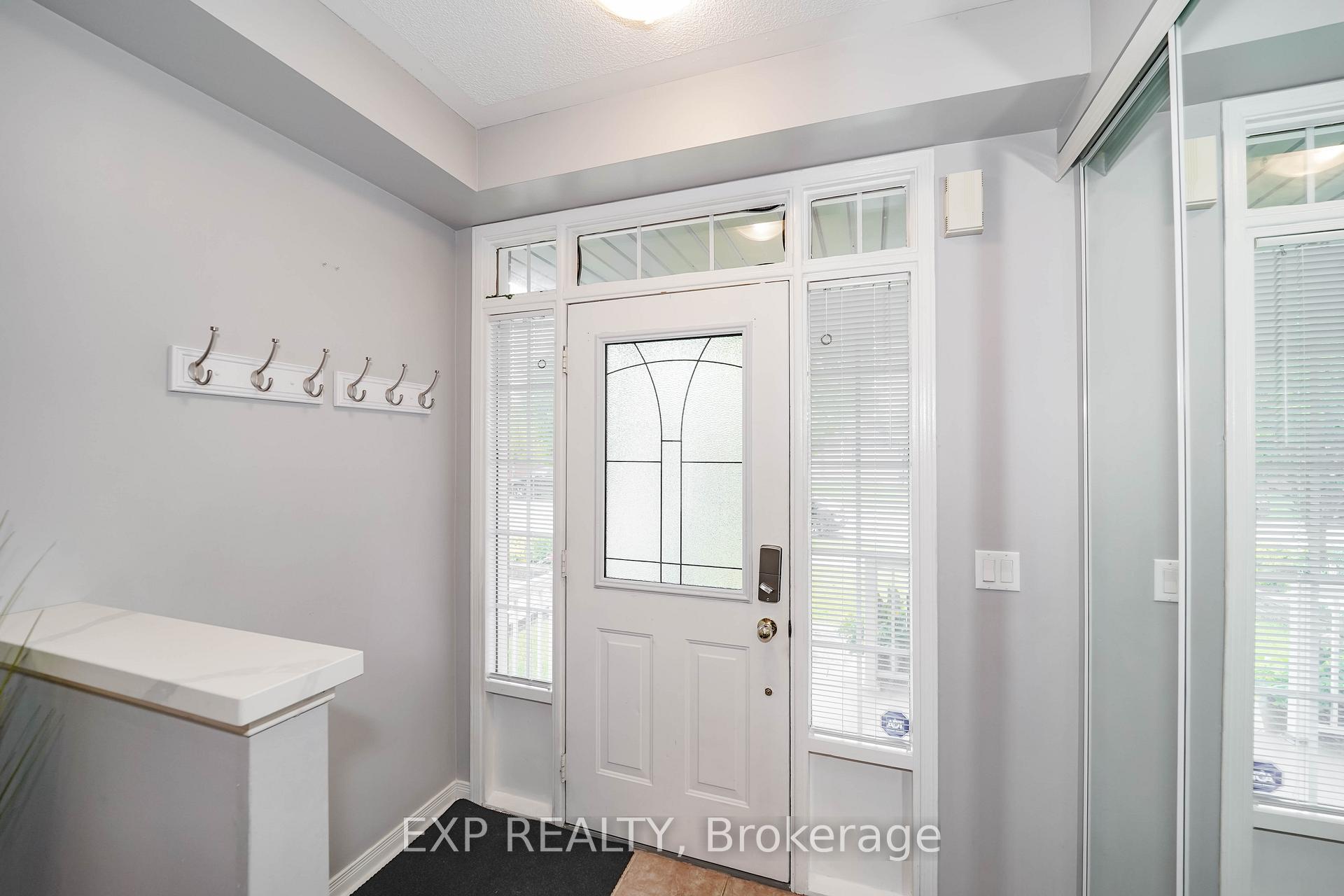 Photo 4 of 147 Lafayette Boulevard, Whitby, Williamsburg — HOMEH