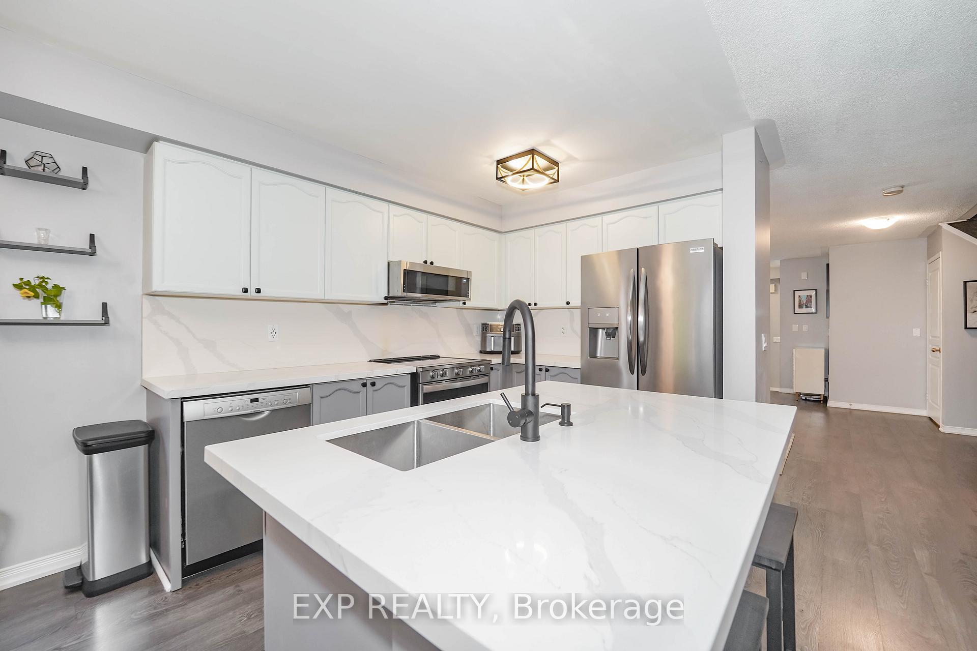 Photo 10 of 147 Lafayette Boulevard, Whitby, Williamsburg — HOMEH