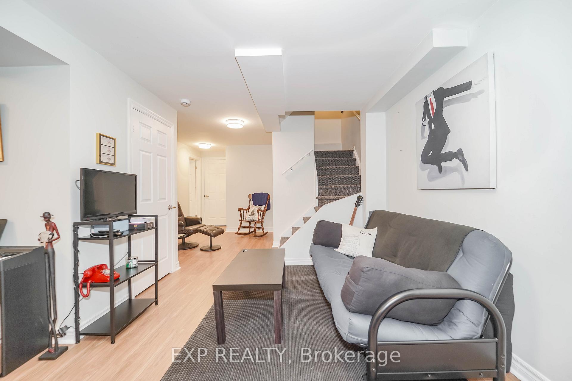 Photo 39 of 147 Lafayette Boulevard, Whitby, Williamsburg — HOMEH