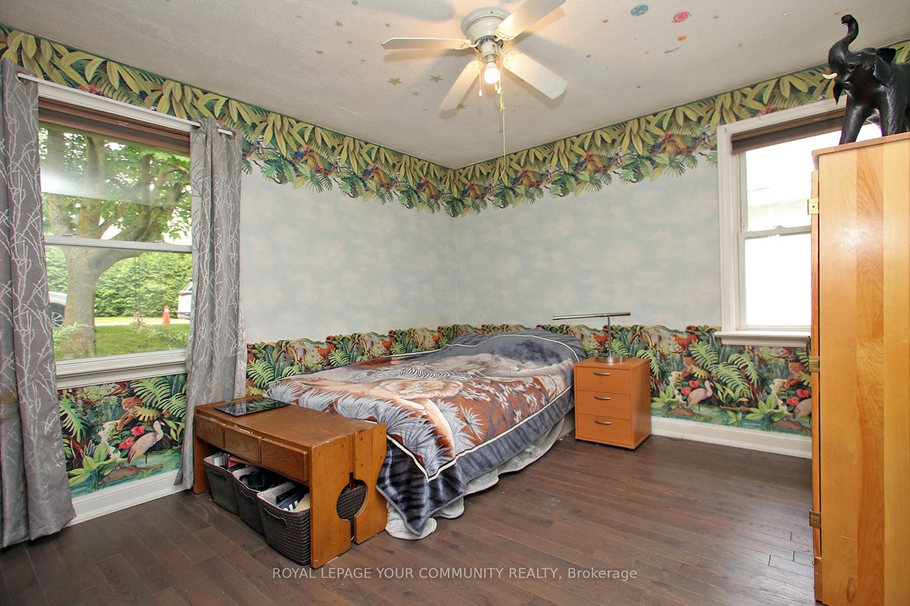 Photo 9 of 135 Gurnett Street, Aurora, Aurora Village — HOMEH