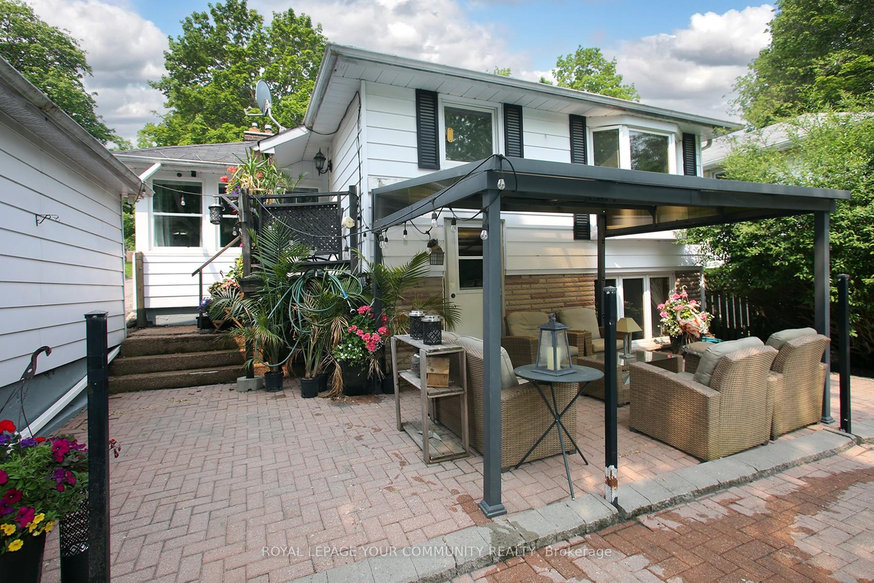 Photo 28 of 135 Gurnett Street, Aurora, Aurora Village — HOMEH