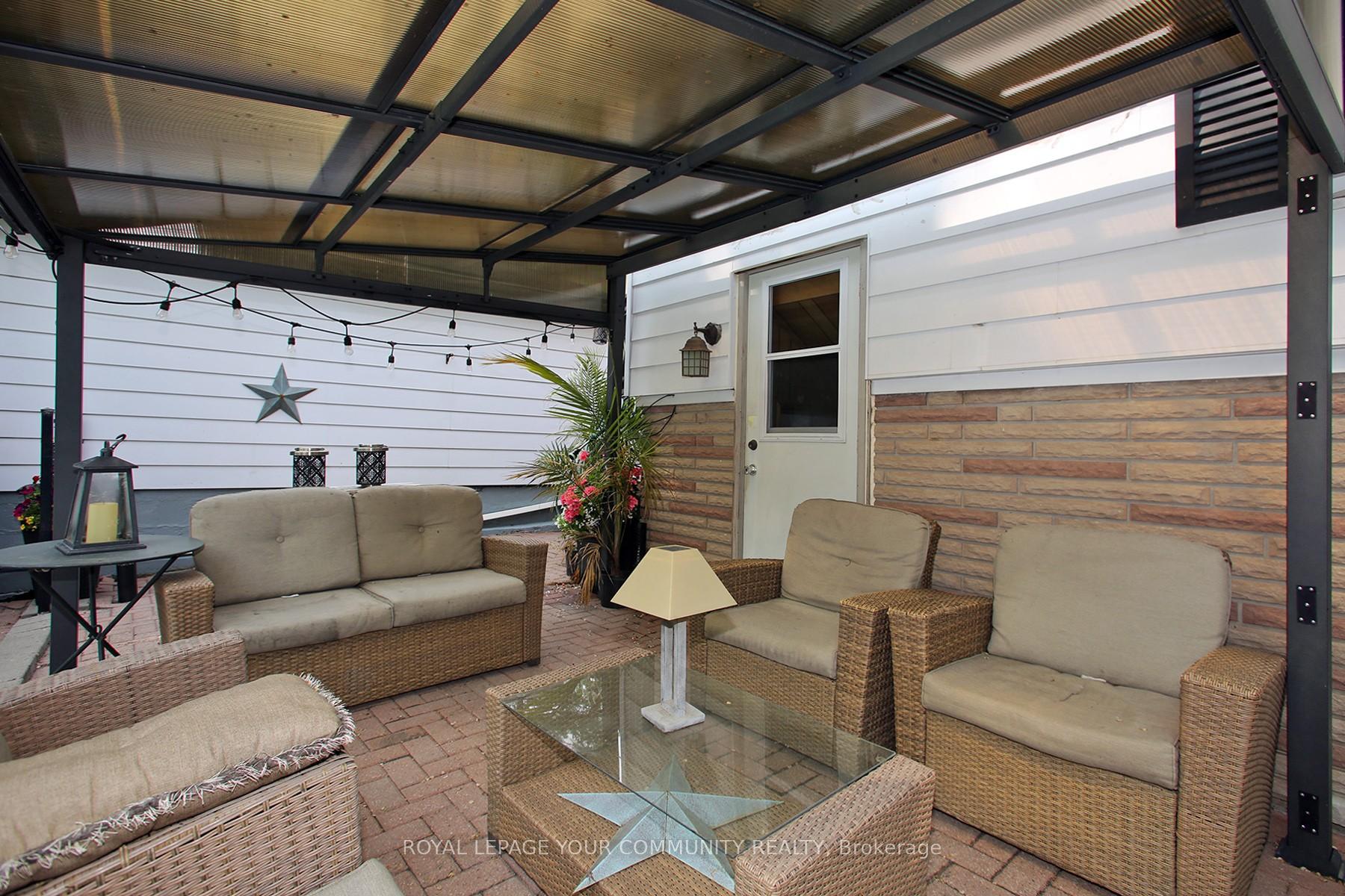 Photo 29 of 135 Gurnett Street, Aurora, Aurora Village — HOMEH